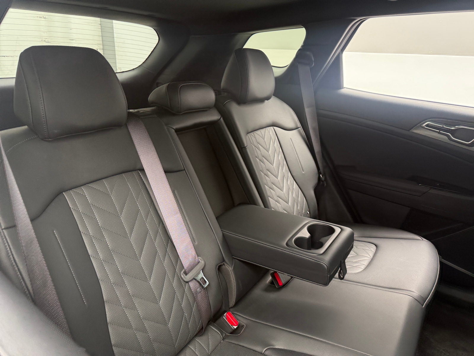 Thumbnail: 2025 Kia Sportage - 5