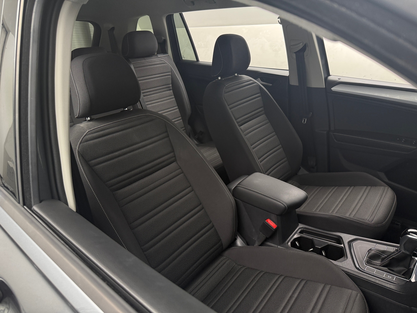 Thumbnail: 2024 Volkswagen Tiguan - 2