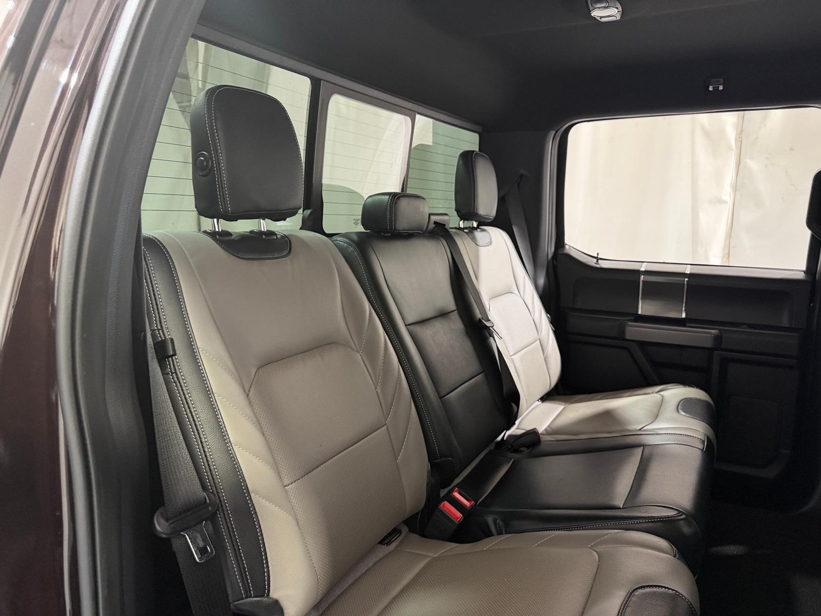 Thumbnail: 2019 Ford Econoline - 6