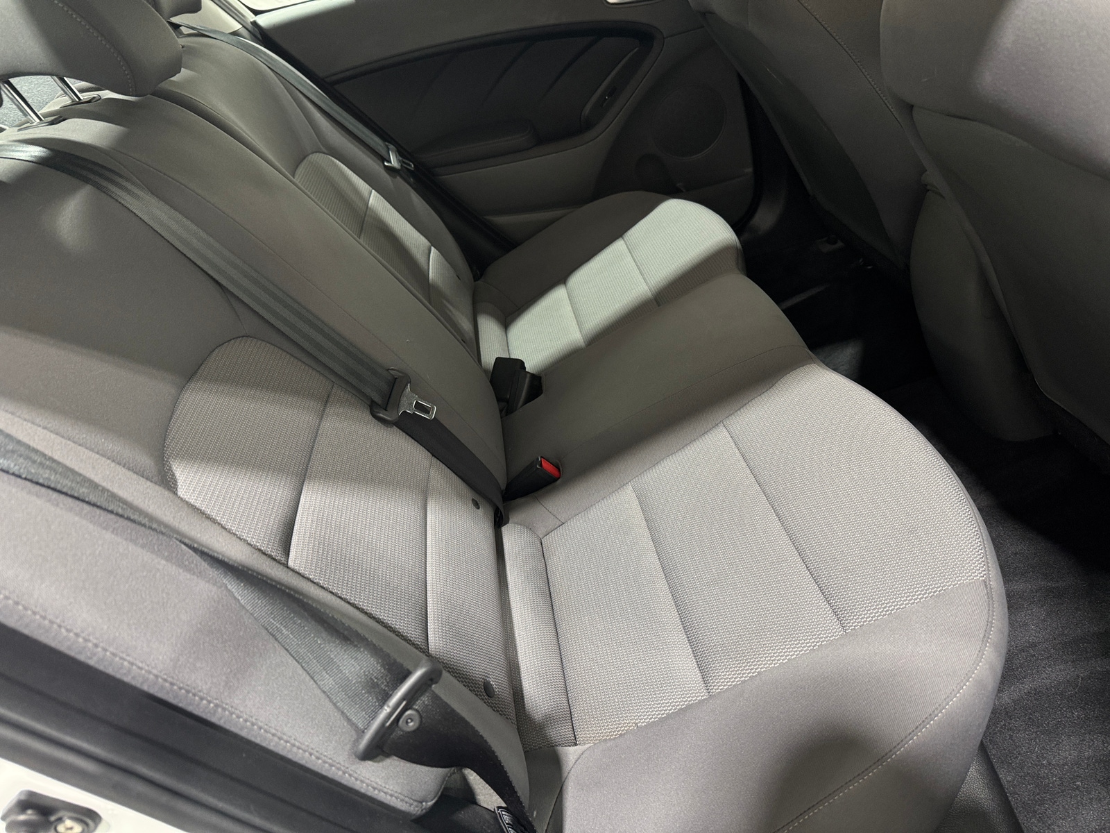 Thumbnail: 2017 Kia Forte - 6