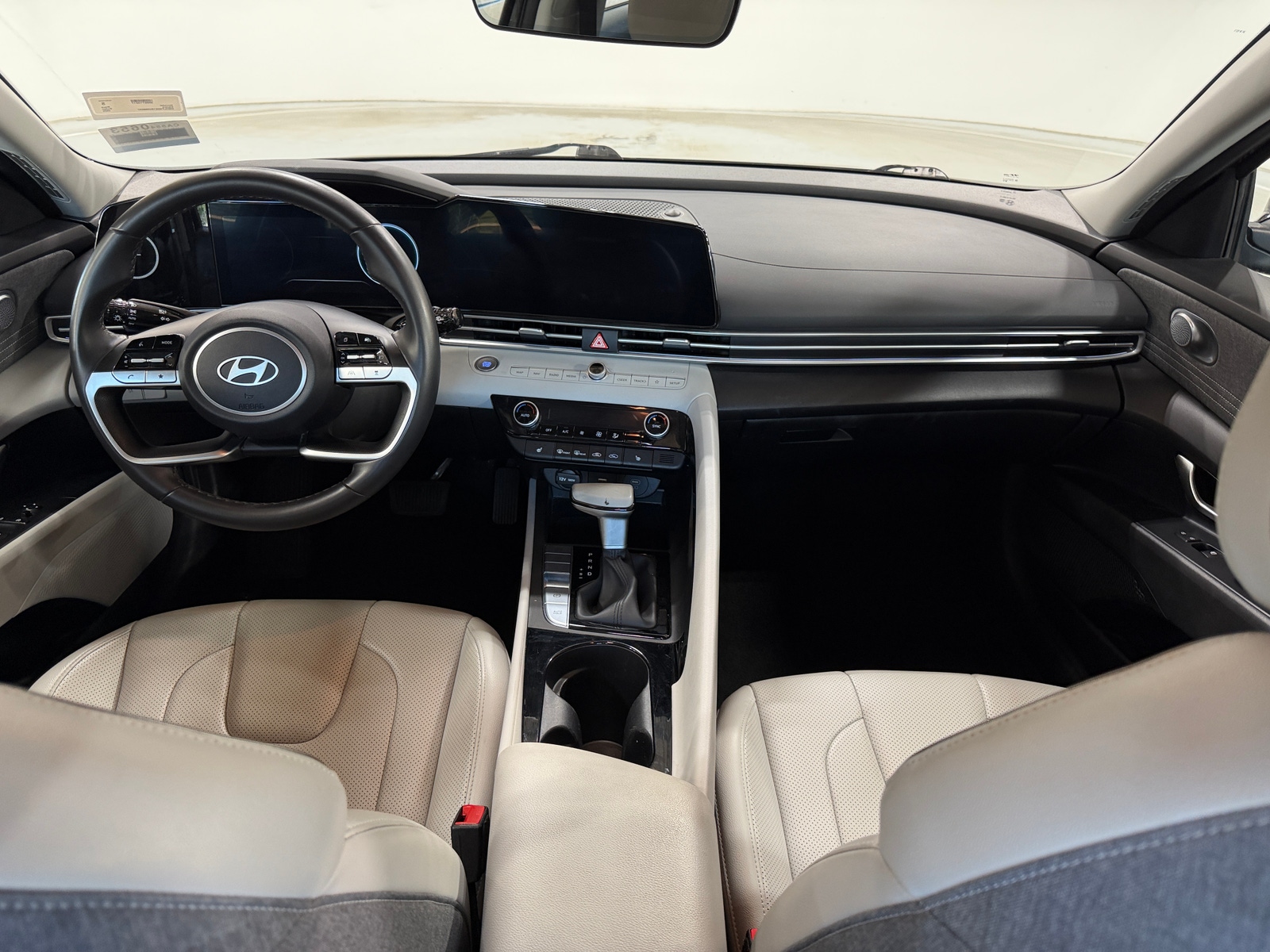 Thumbnail: 2025 Hyundai Elantra - 2