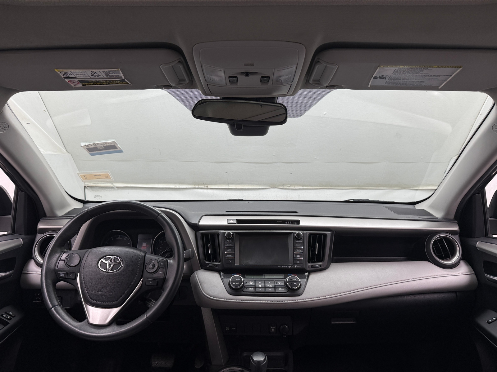 Thumbnail: 2017 Toyota RAV4 - 3
