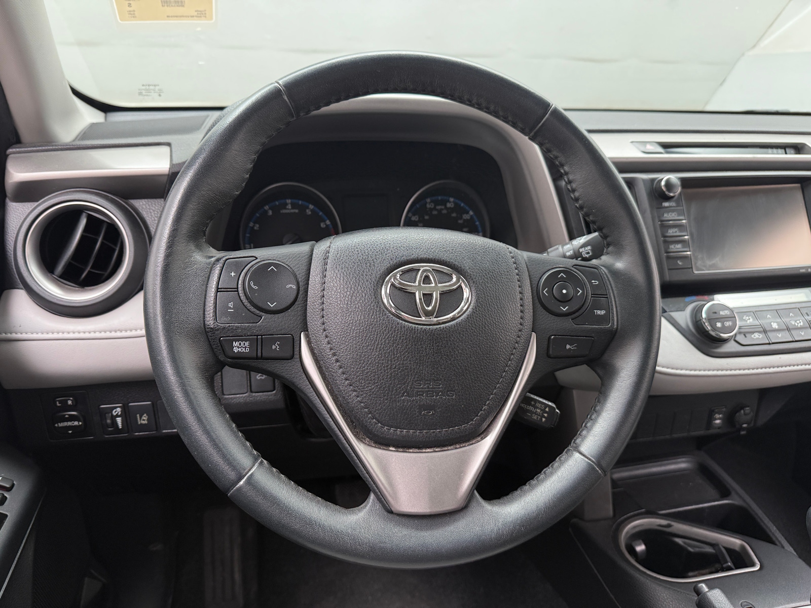 Thumbnail: 2017 Toyota RAV4 - 5