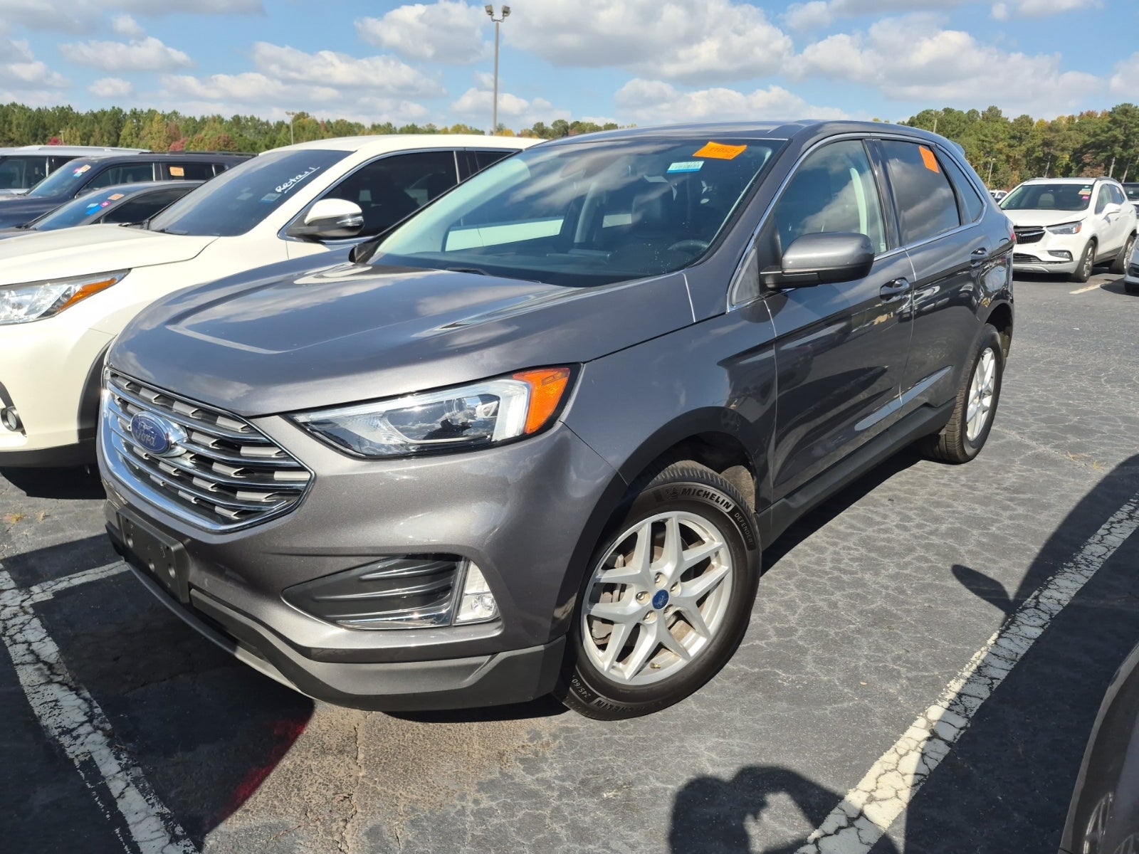 2022 Ford Edge SEL