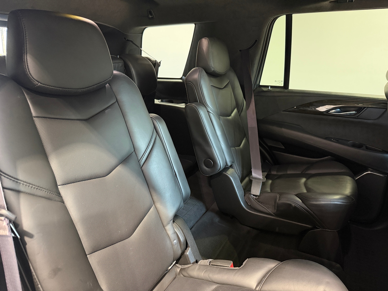 Thumbnail: 2016 Cadillac Escalade - 5