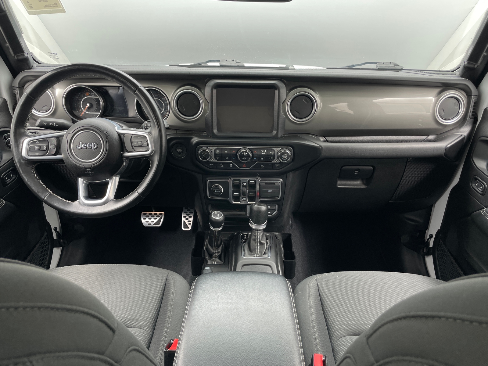 Thumbnail: 2022 Jeep Wrangler - 3