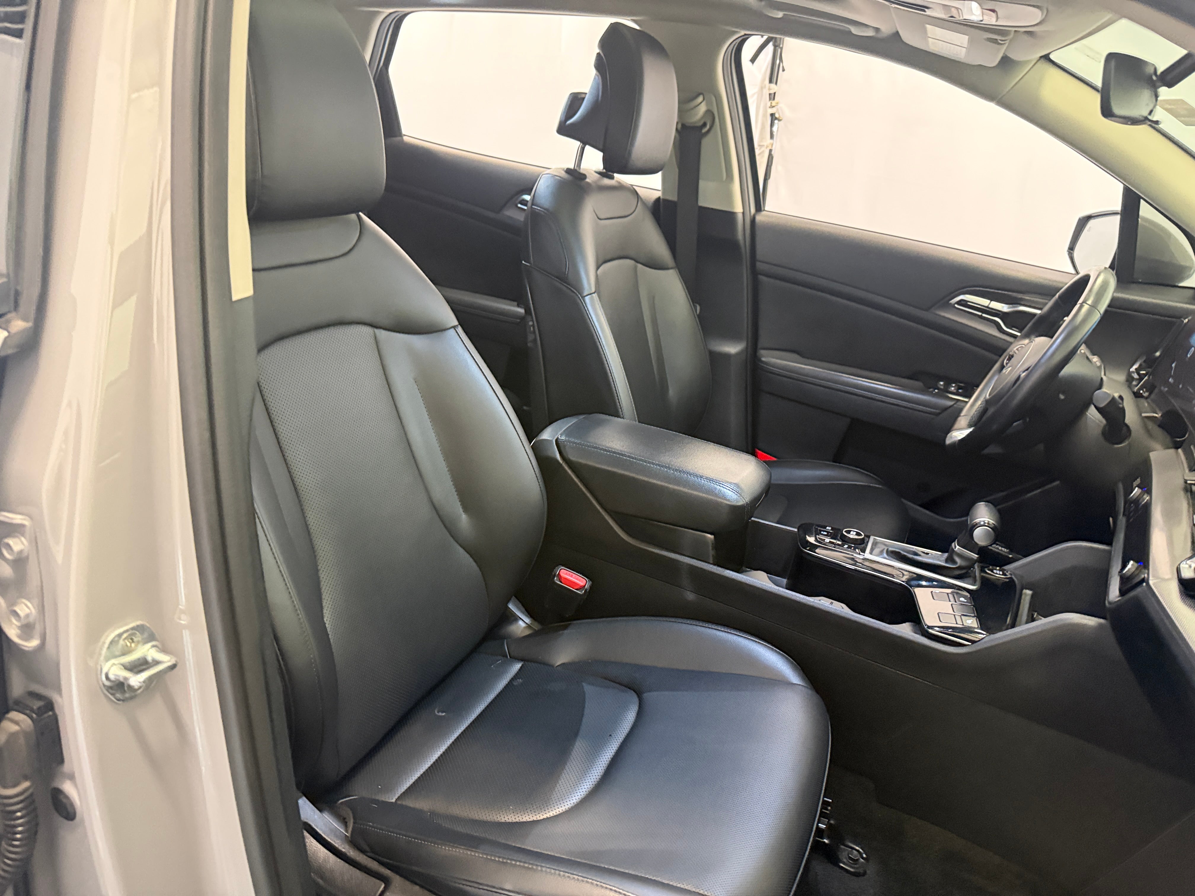 2023 Kia Sportage SX
