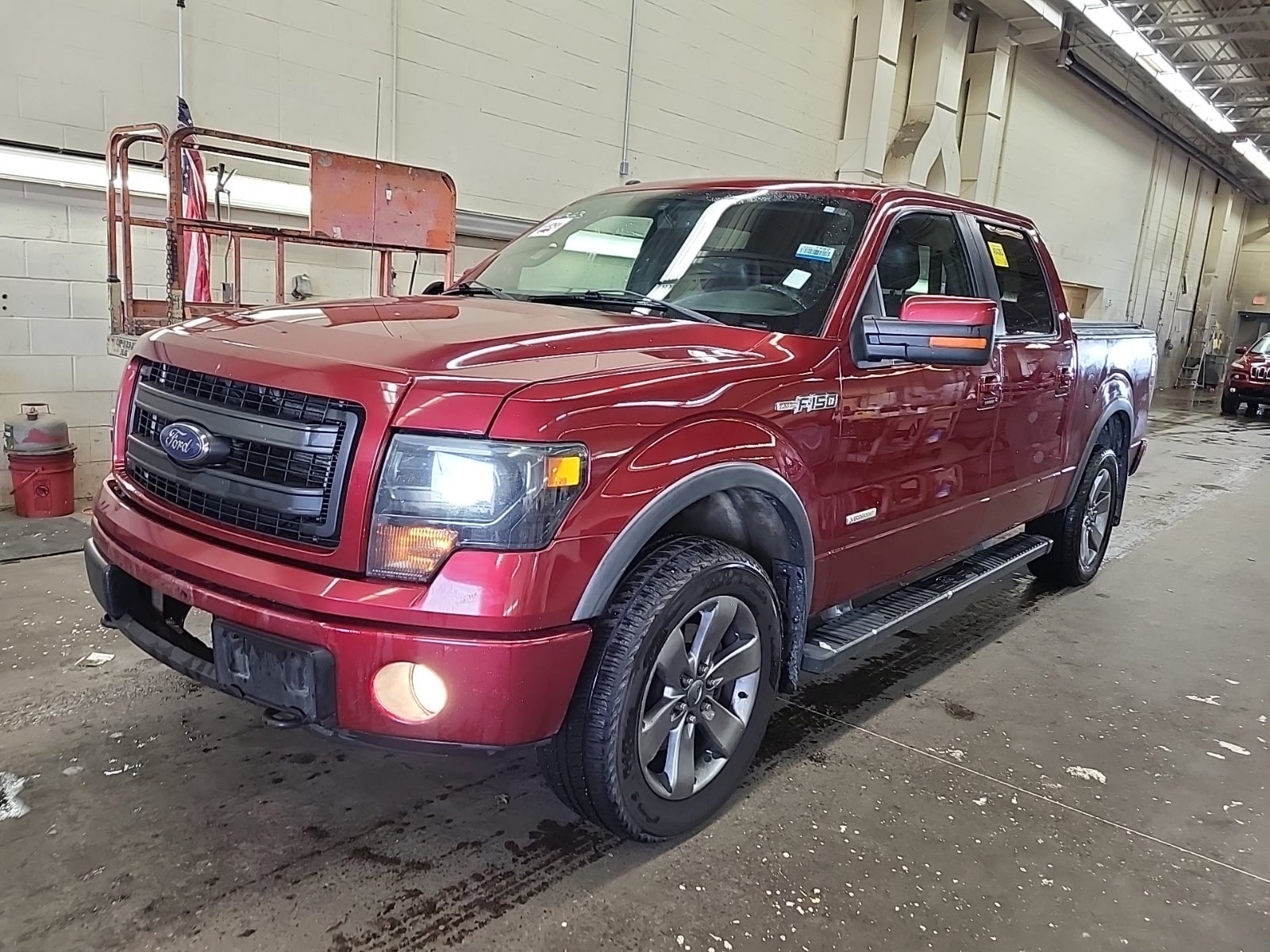 2013 Ford F-150 4WD Supercrew 145" FX4