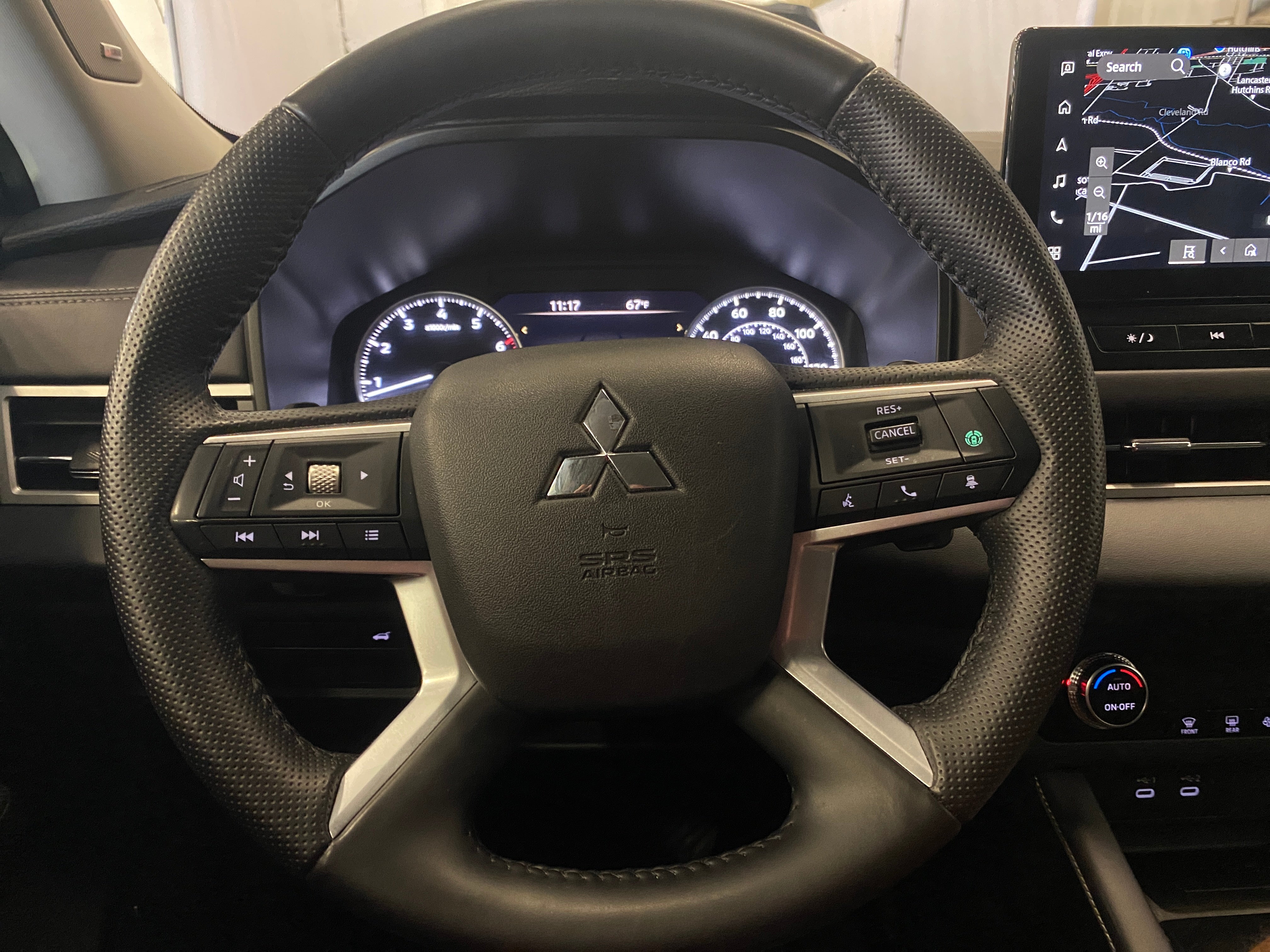2025 Mitsubishi Outlander SE