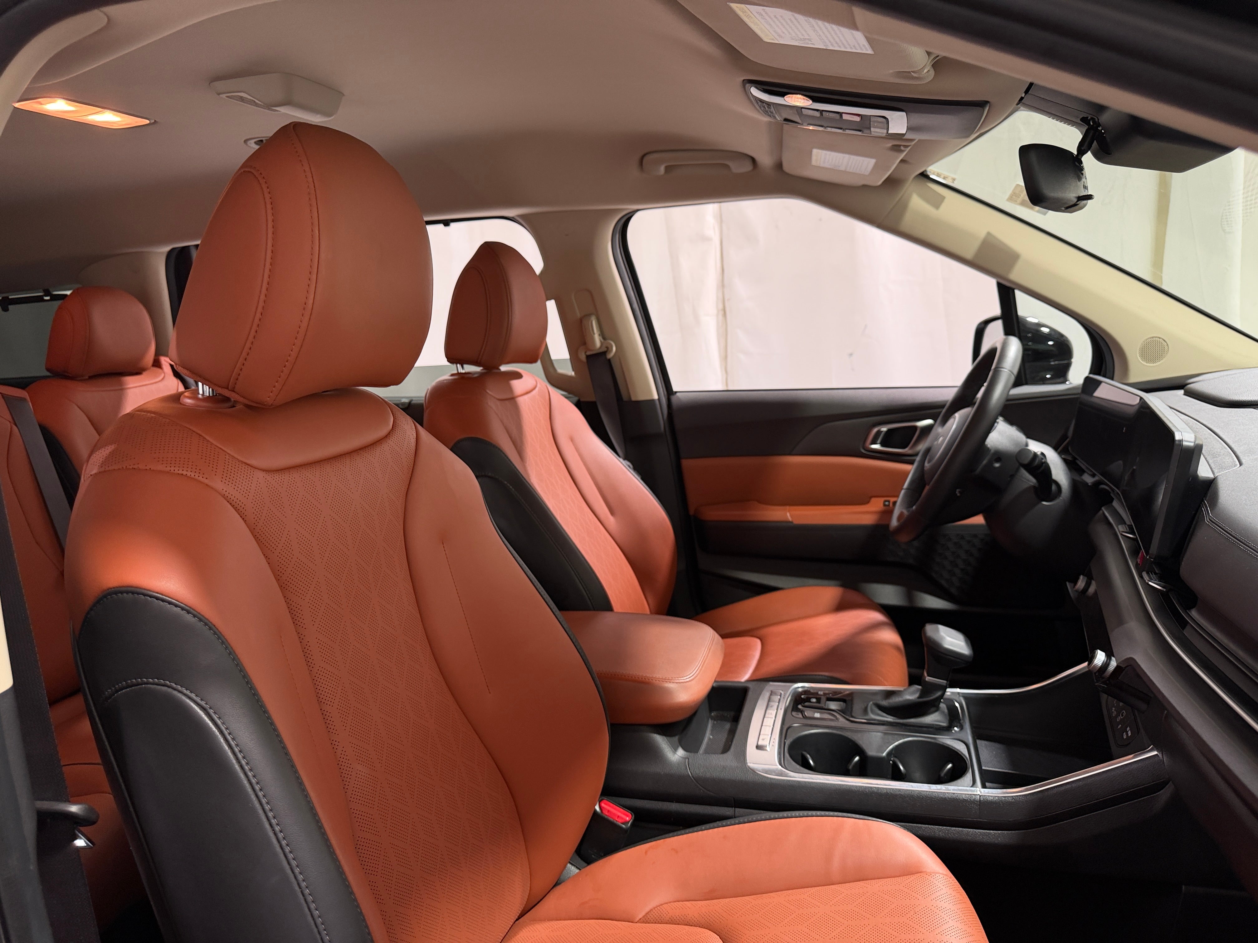 2025 Kia Carnival EX