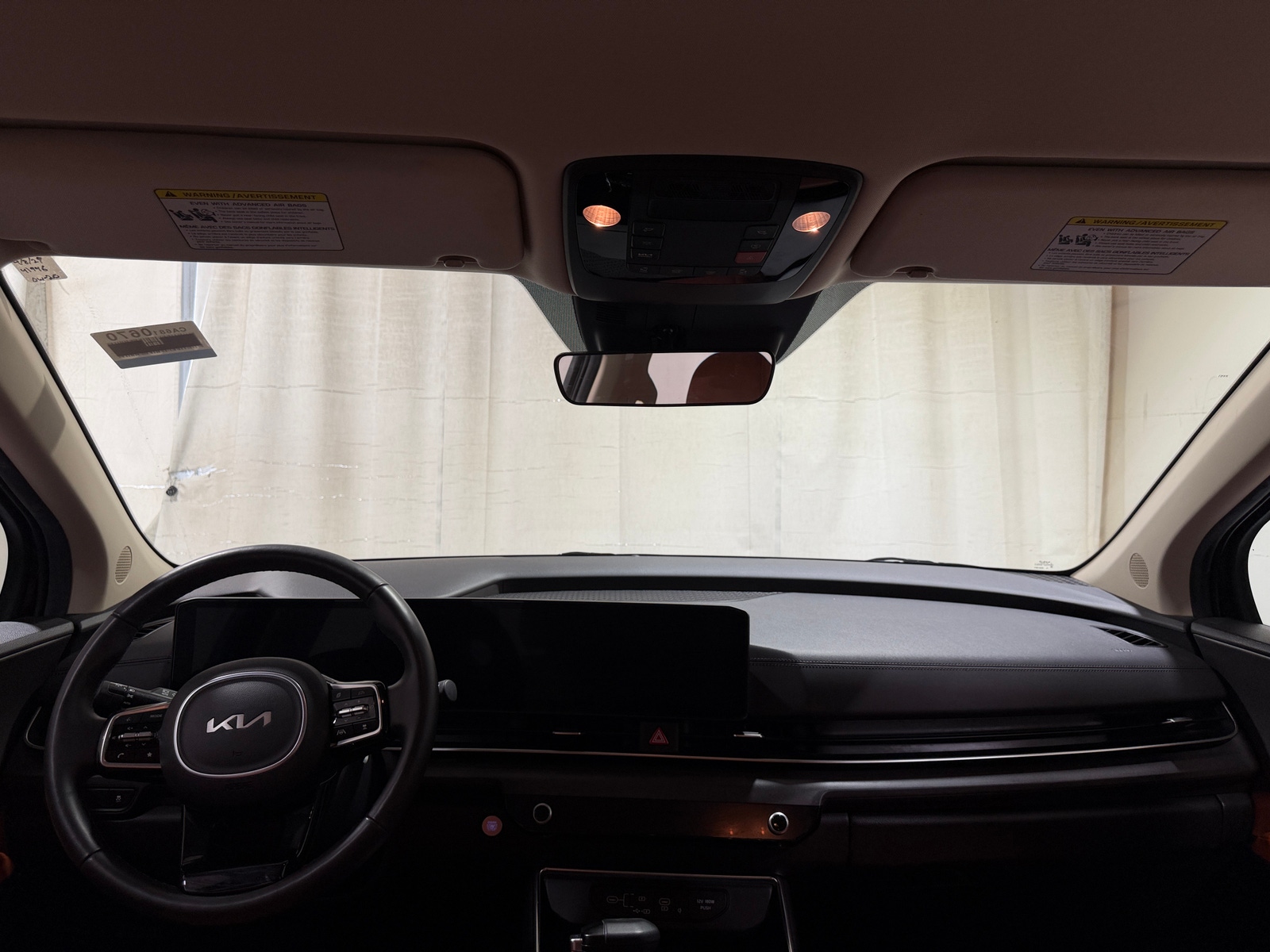 Thumbnail: 2025 Kia Carnival - 2