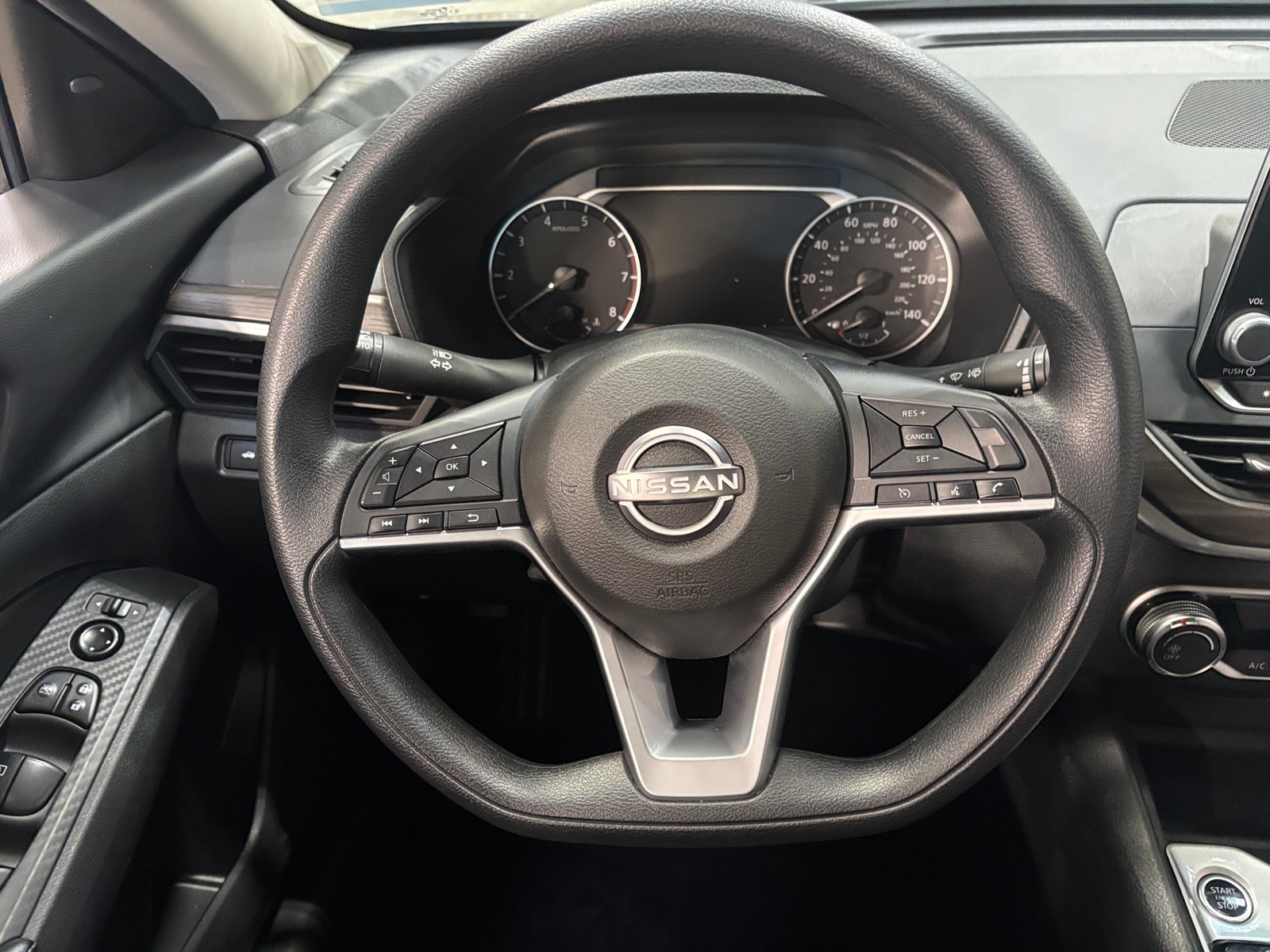 Thumbnail: 2025 Nissan Altima - 5