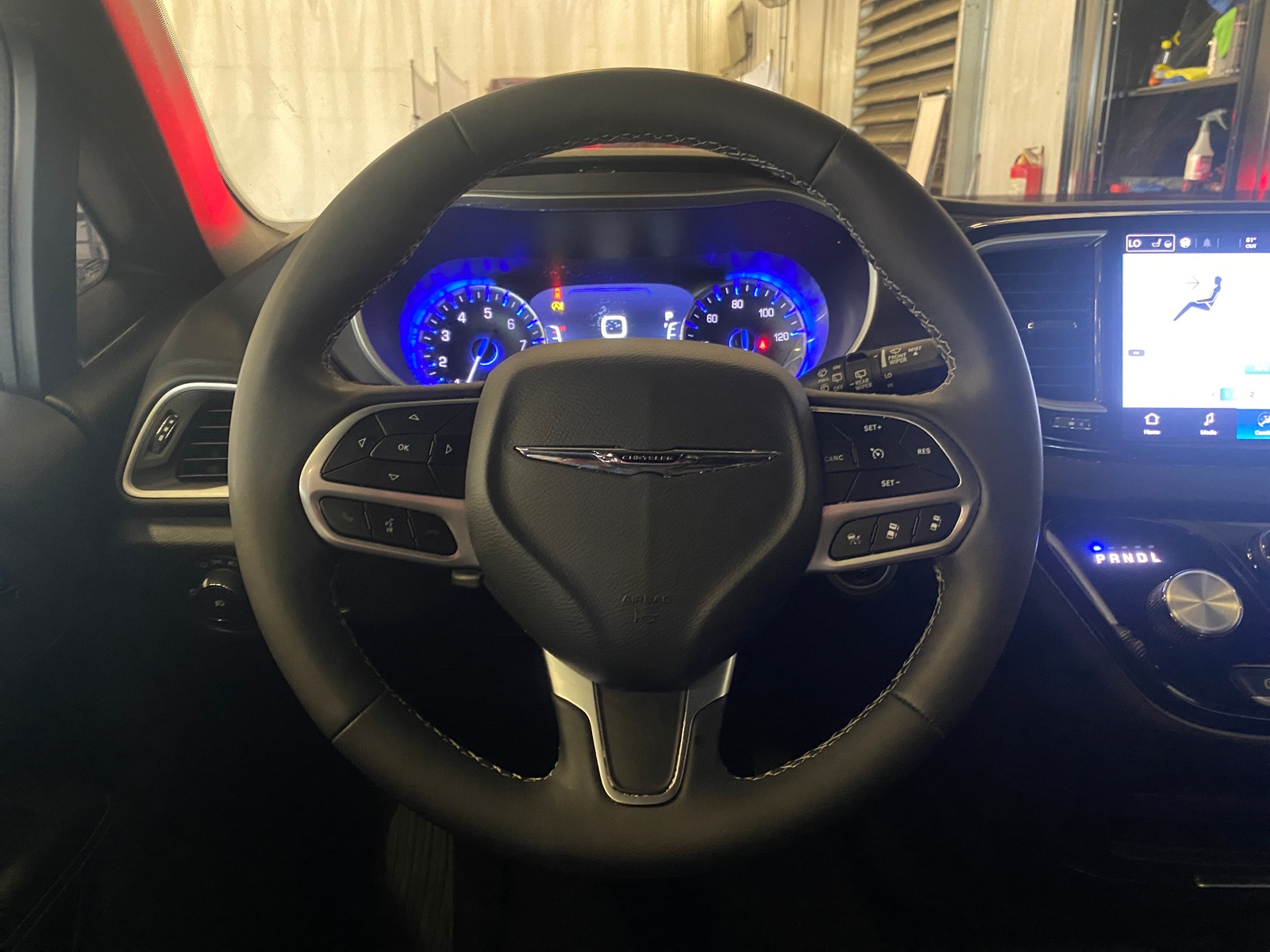Thumbnail: 2026 Chrysler Pacifica - 4