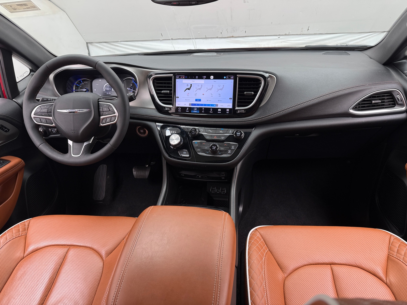 Thumbnail: 2025 Chrysler Pacifica - 2