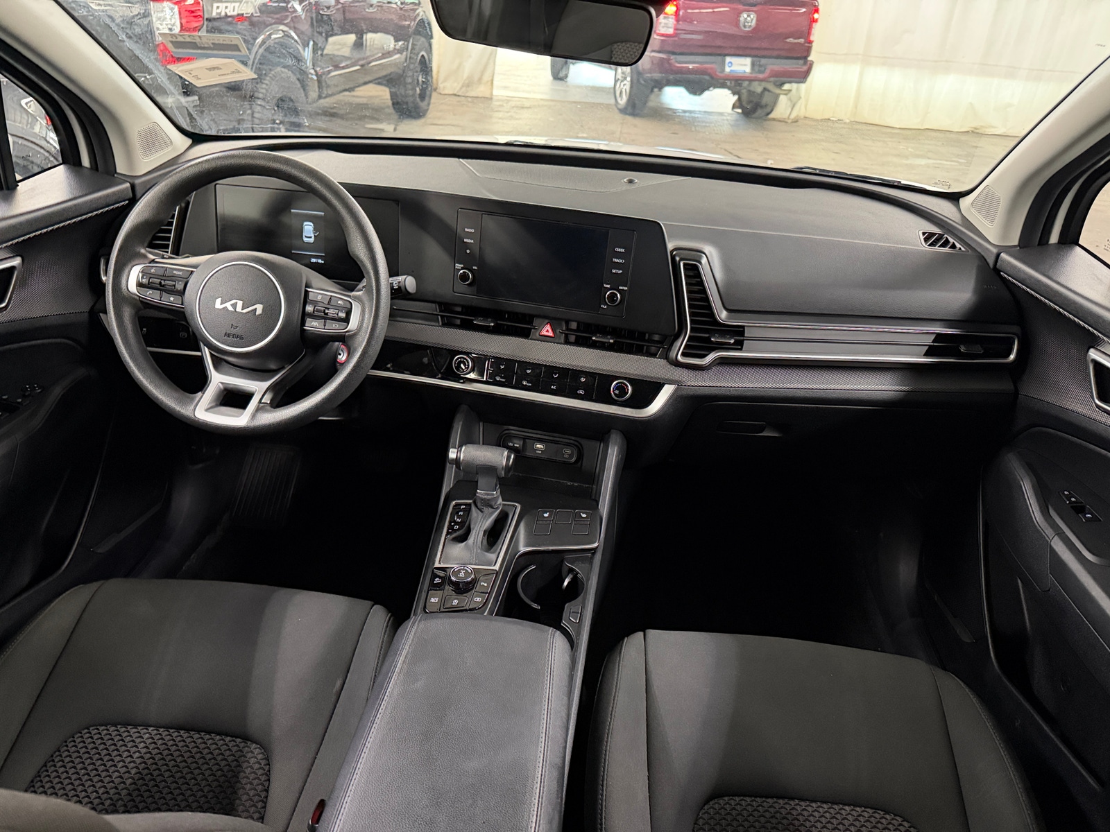 Thumbnail: 2024 Kia Sportage - 3