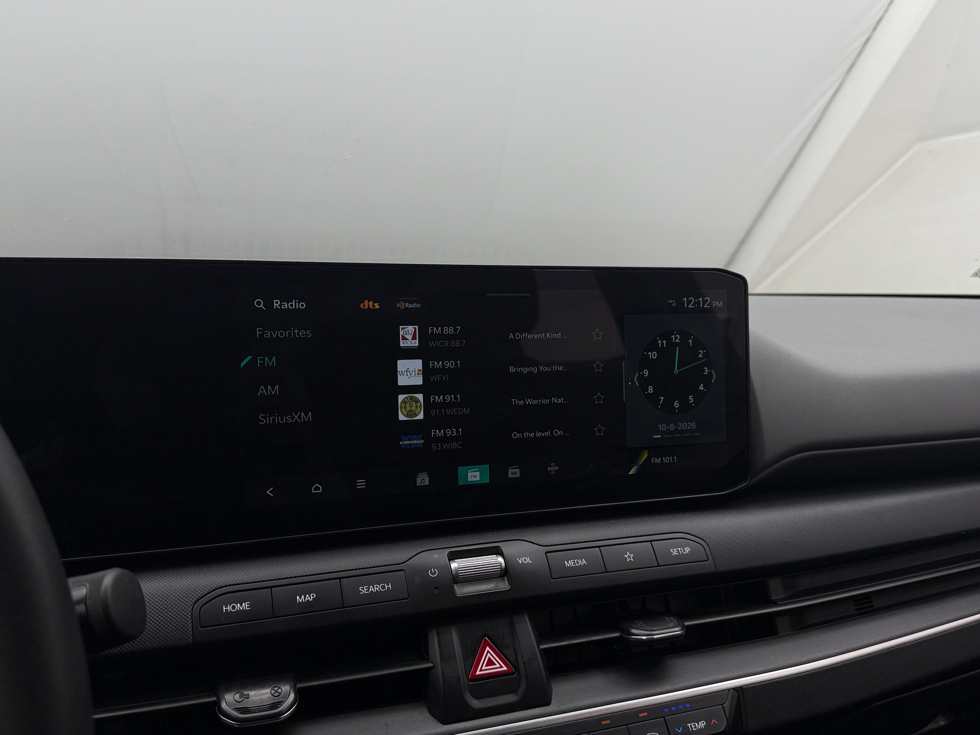 2025 Kia K4 LXS - Photo 12