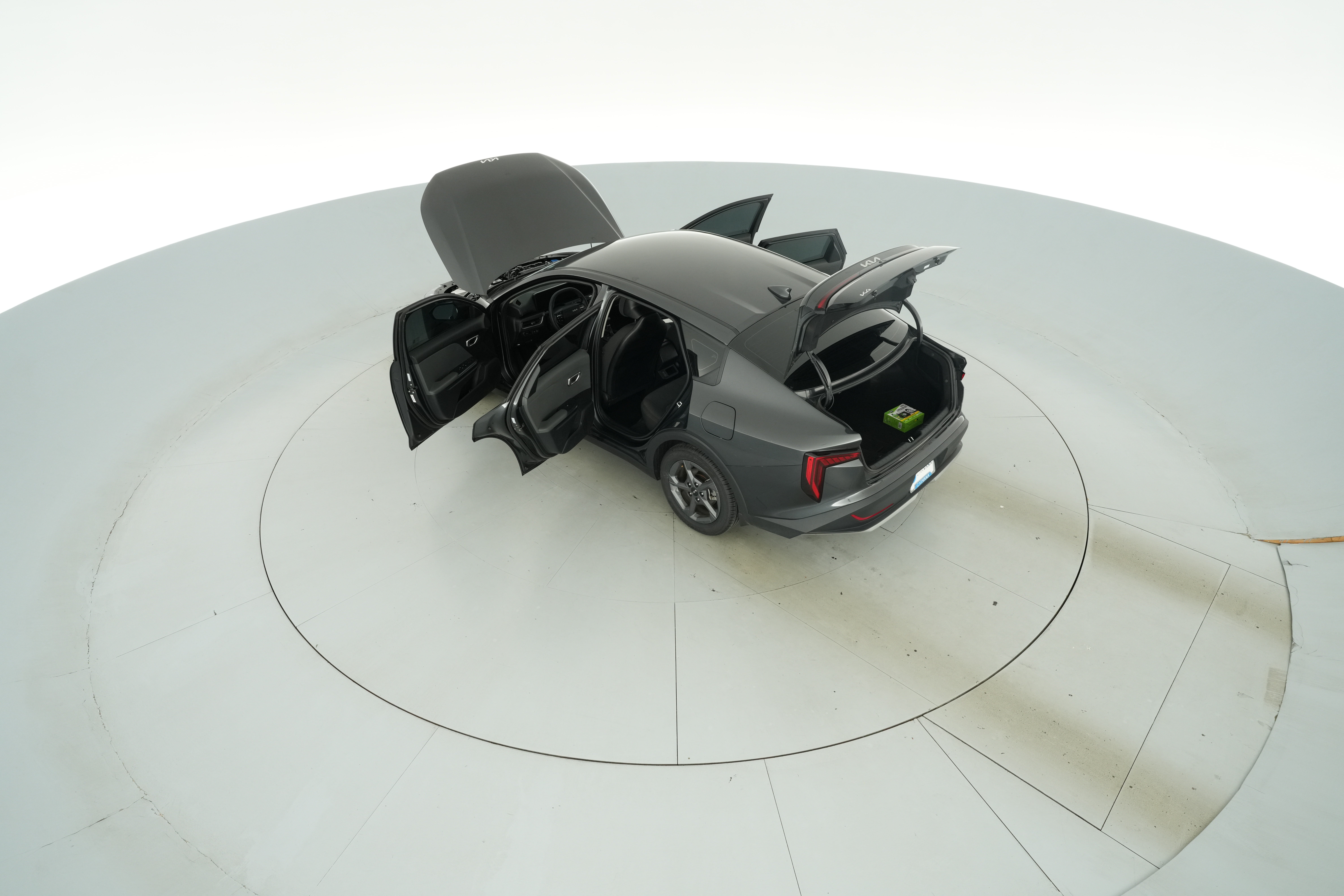 2025 Kia K4 LXS - Photo 44