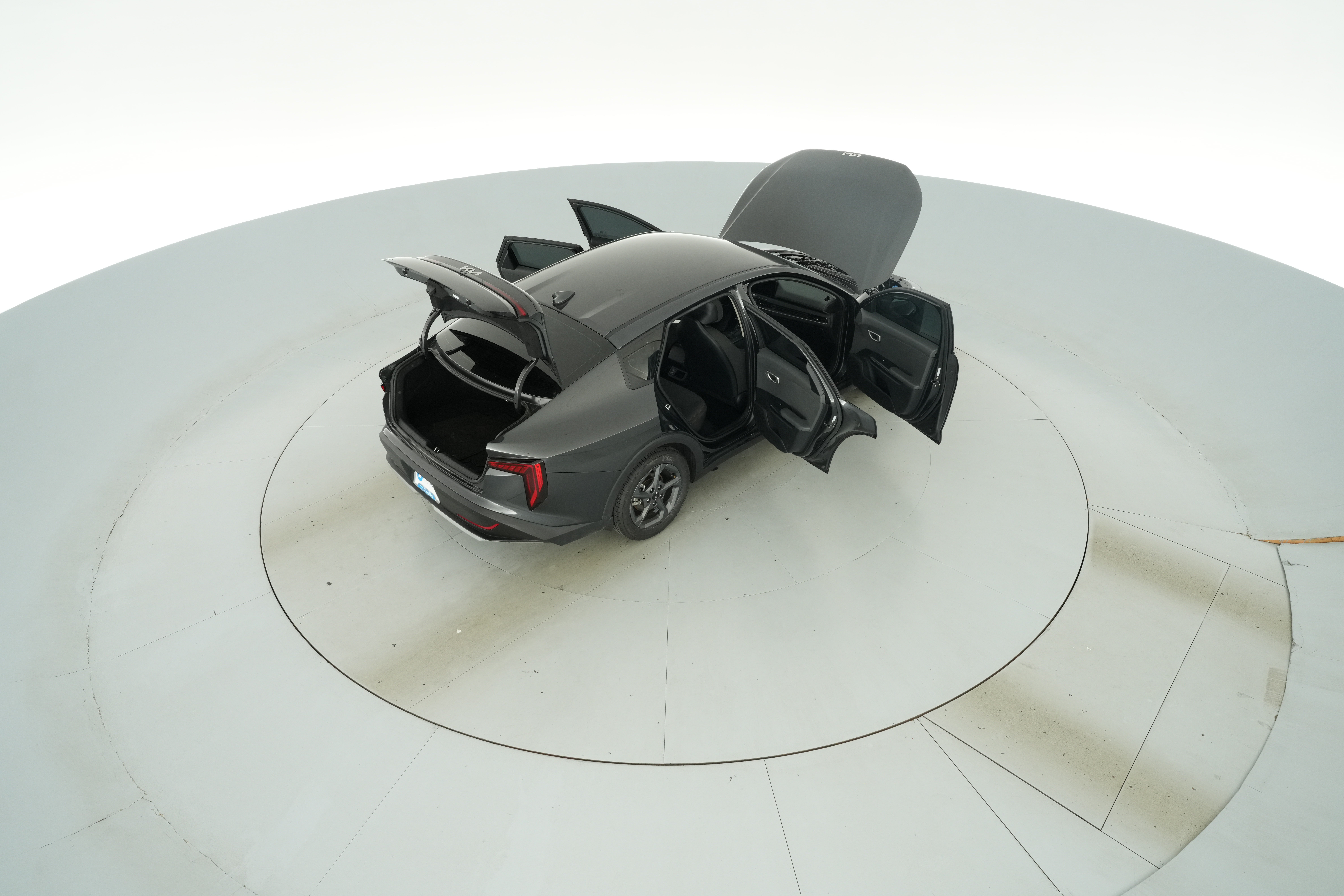 2025 Kia K4 LXS - Photo 48