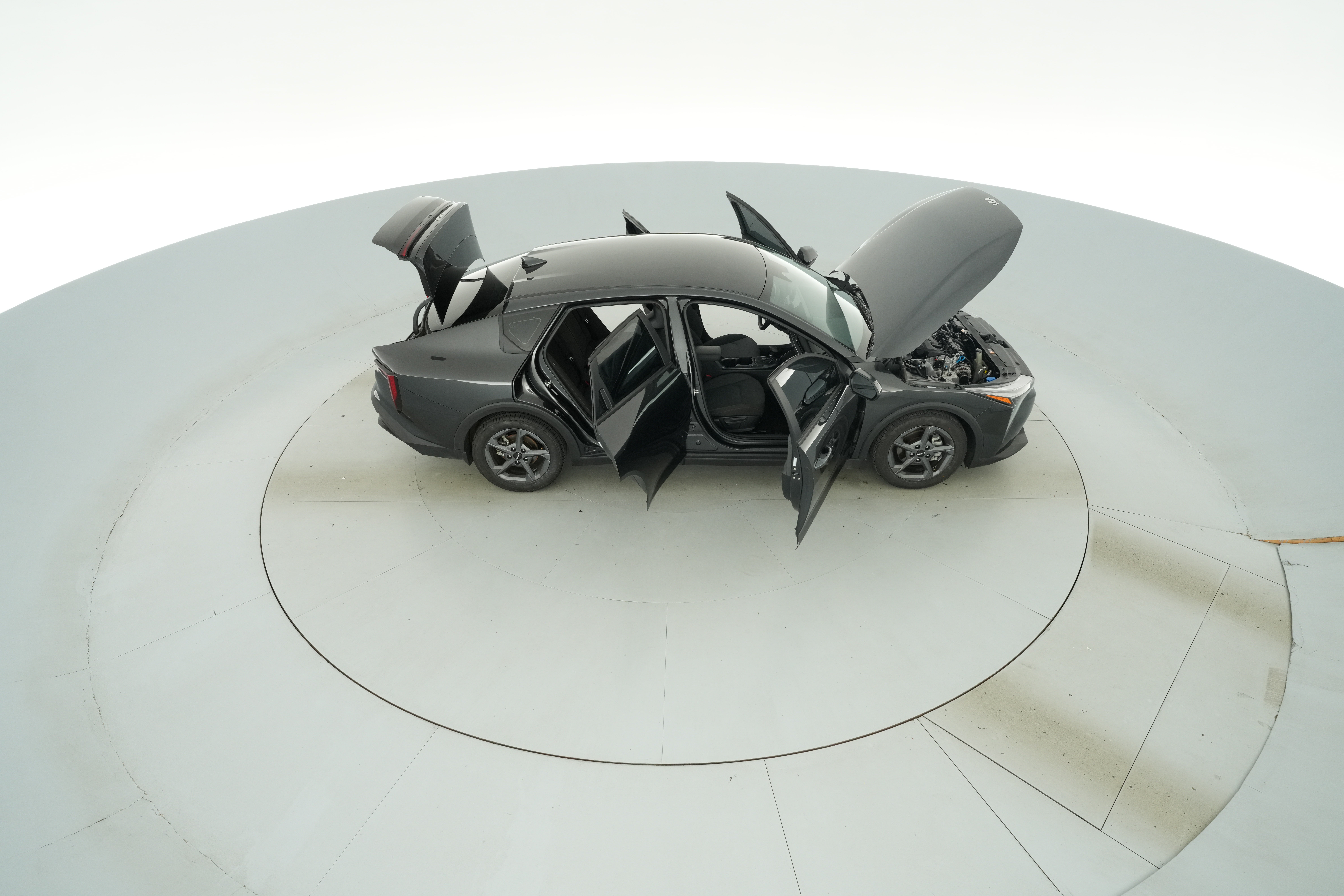 2025 Kia K4 LXS - Photo 50