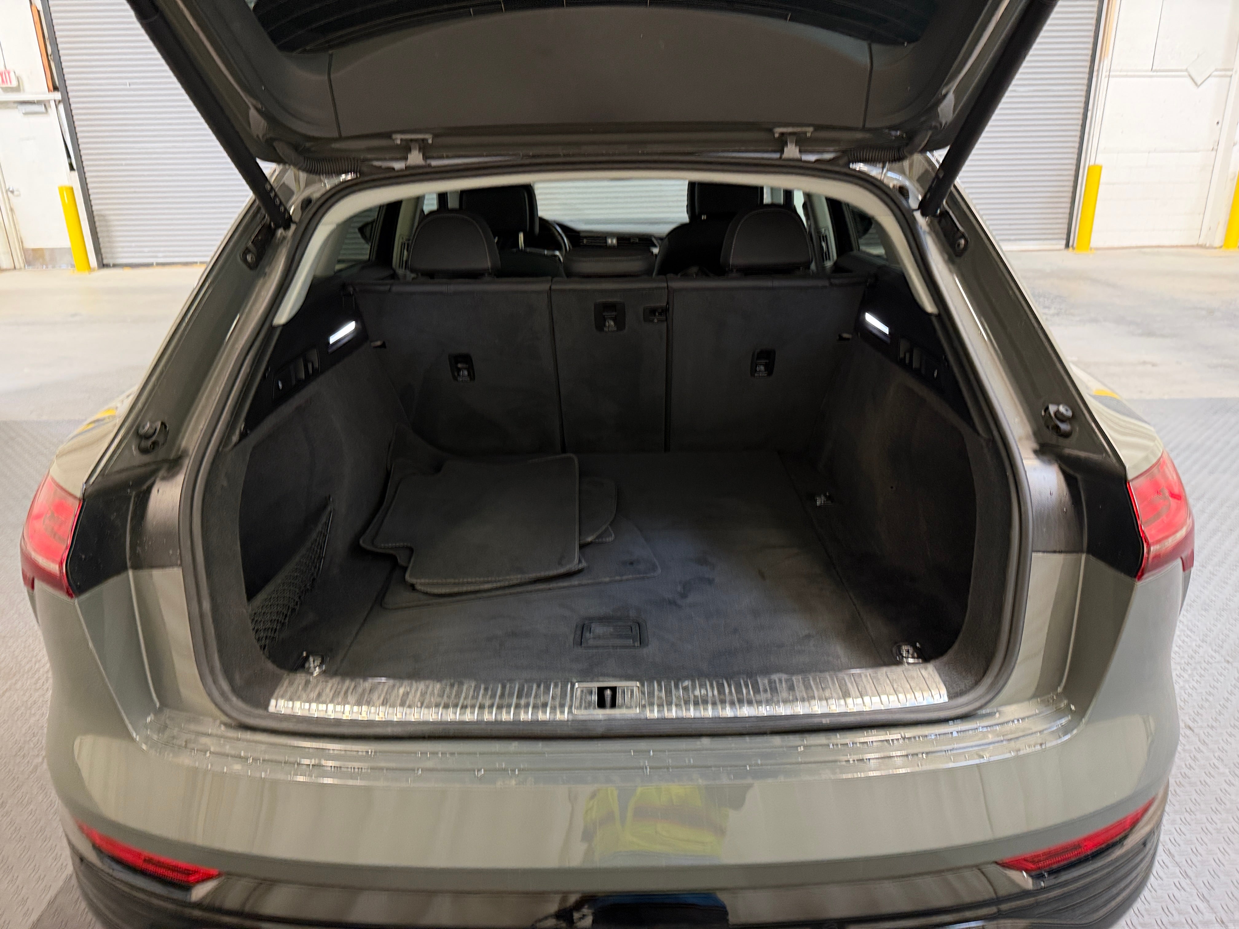 2024 Audi Q8 e-tron