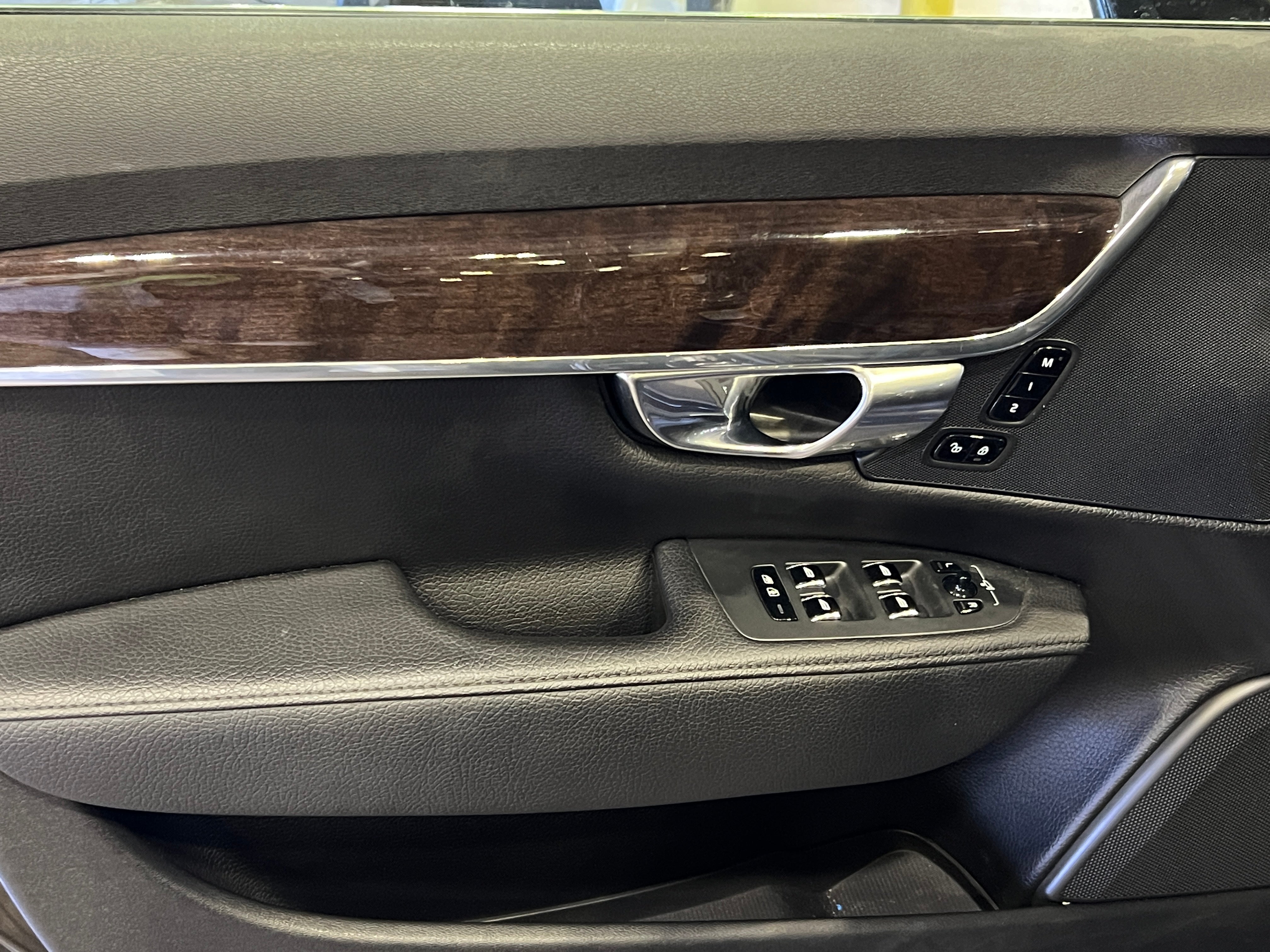 2018 Volvo S90