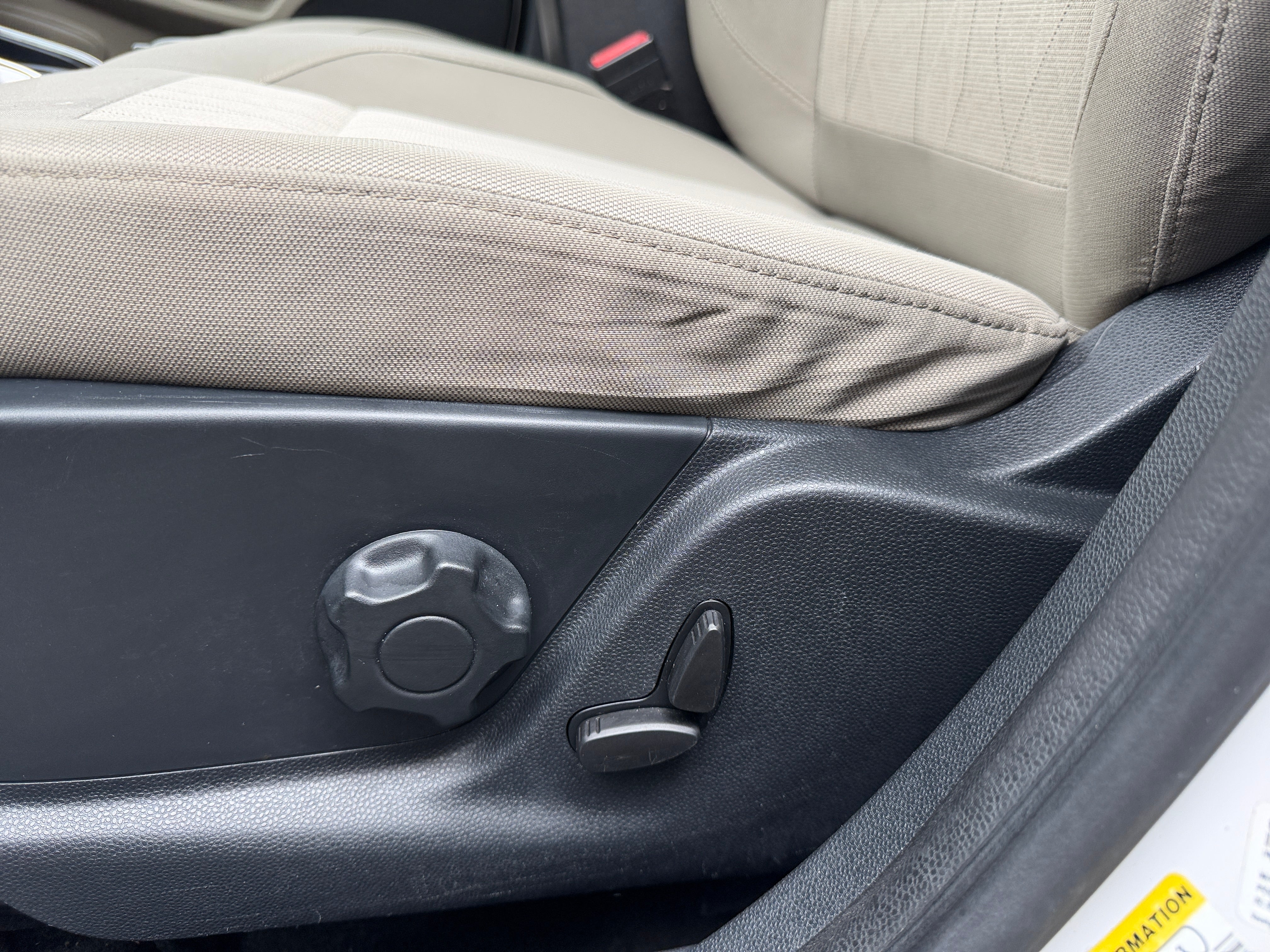 Used 2019 Ford Ecosport SE with VIN MAJ3S2GE3KC309716 for sale in Pewaukee, WI