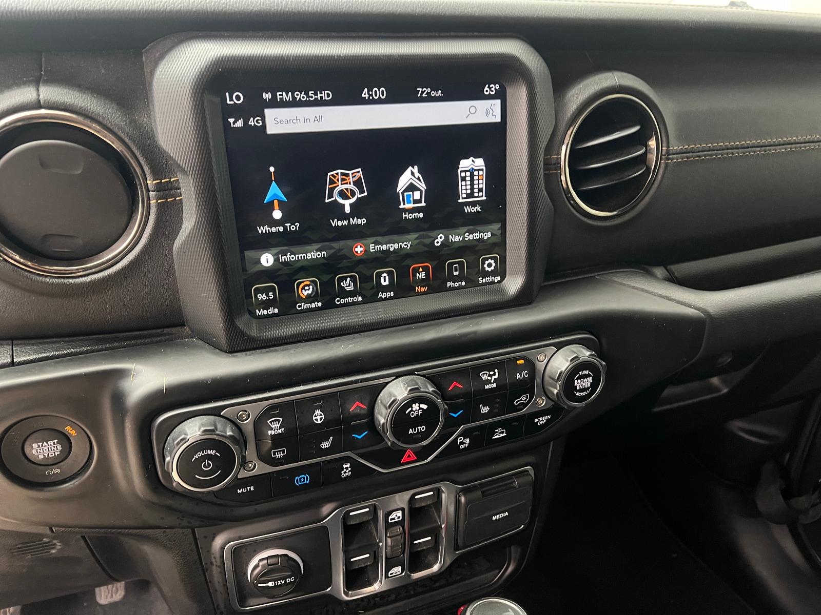 Thumbnail: 2021 Jeep Wrangler - 3