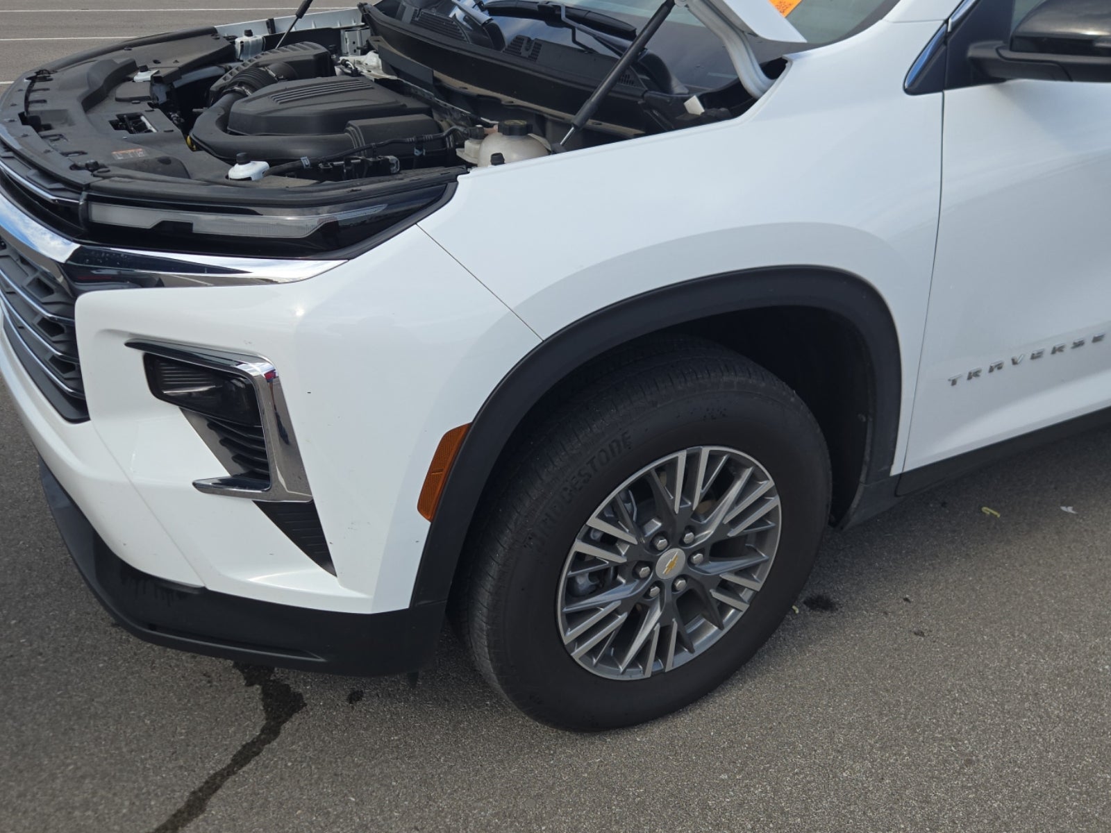 2026 Chevrolet Traverse FWD LT