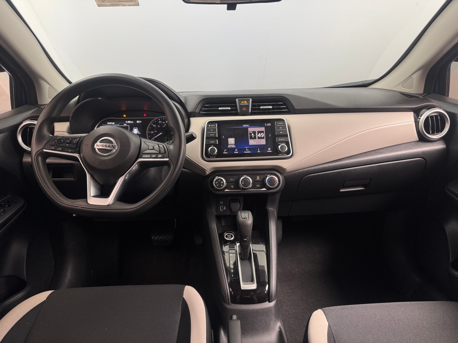 Thumbnail: 2022 Nissan Versa - 3
