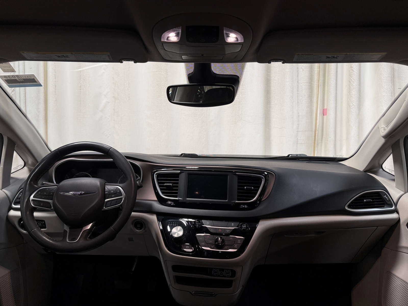 Thumbnail: 2023 Chrysler Voyager - 3
