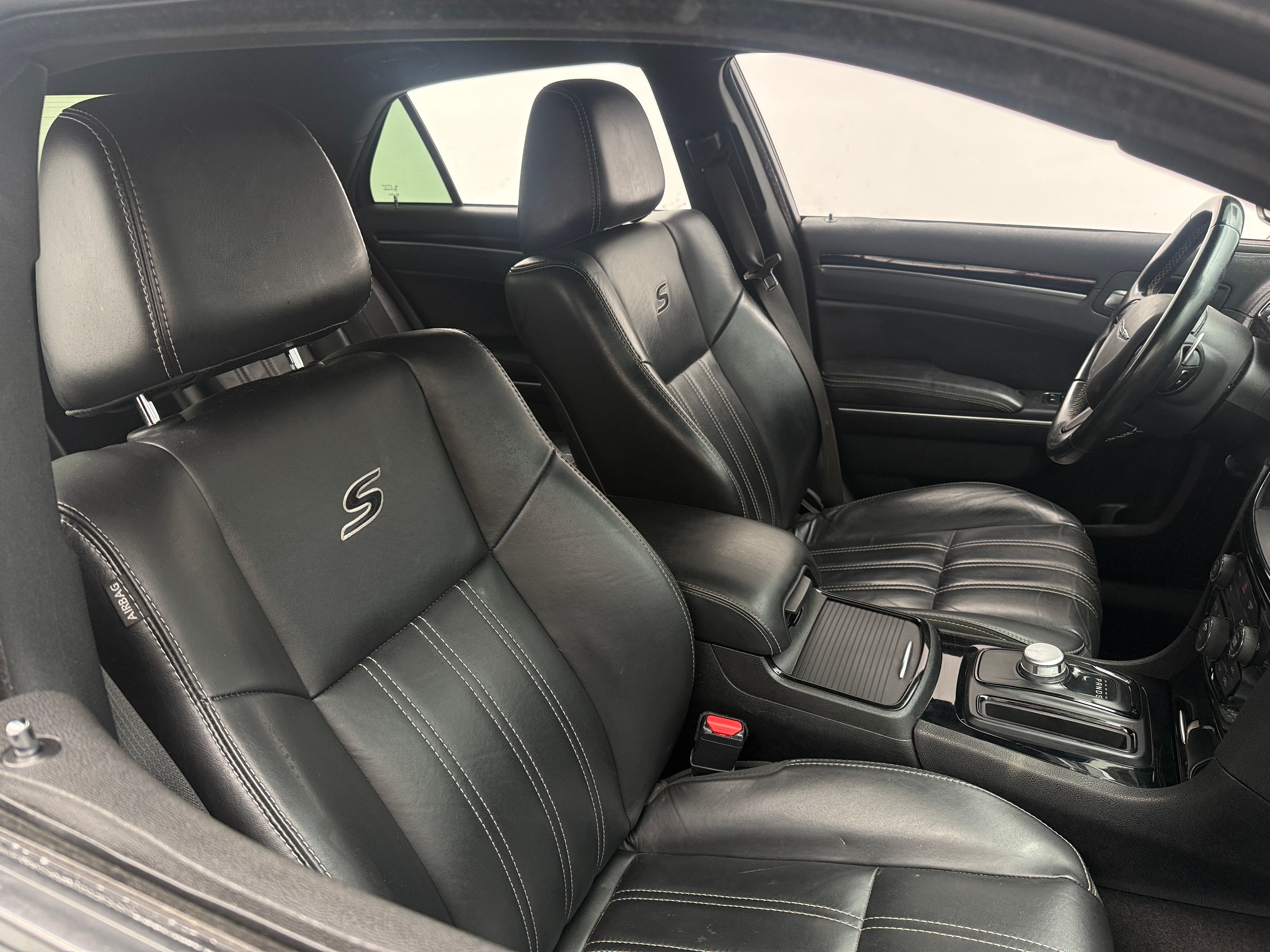 2018 Chrysler 300 S