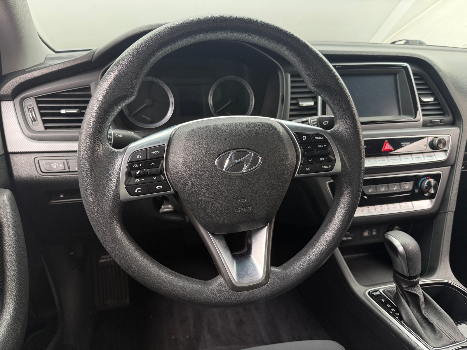 Thumbnail: 2019 Hyundai Sonata - 5