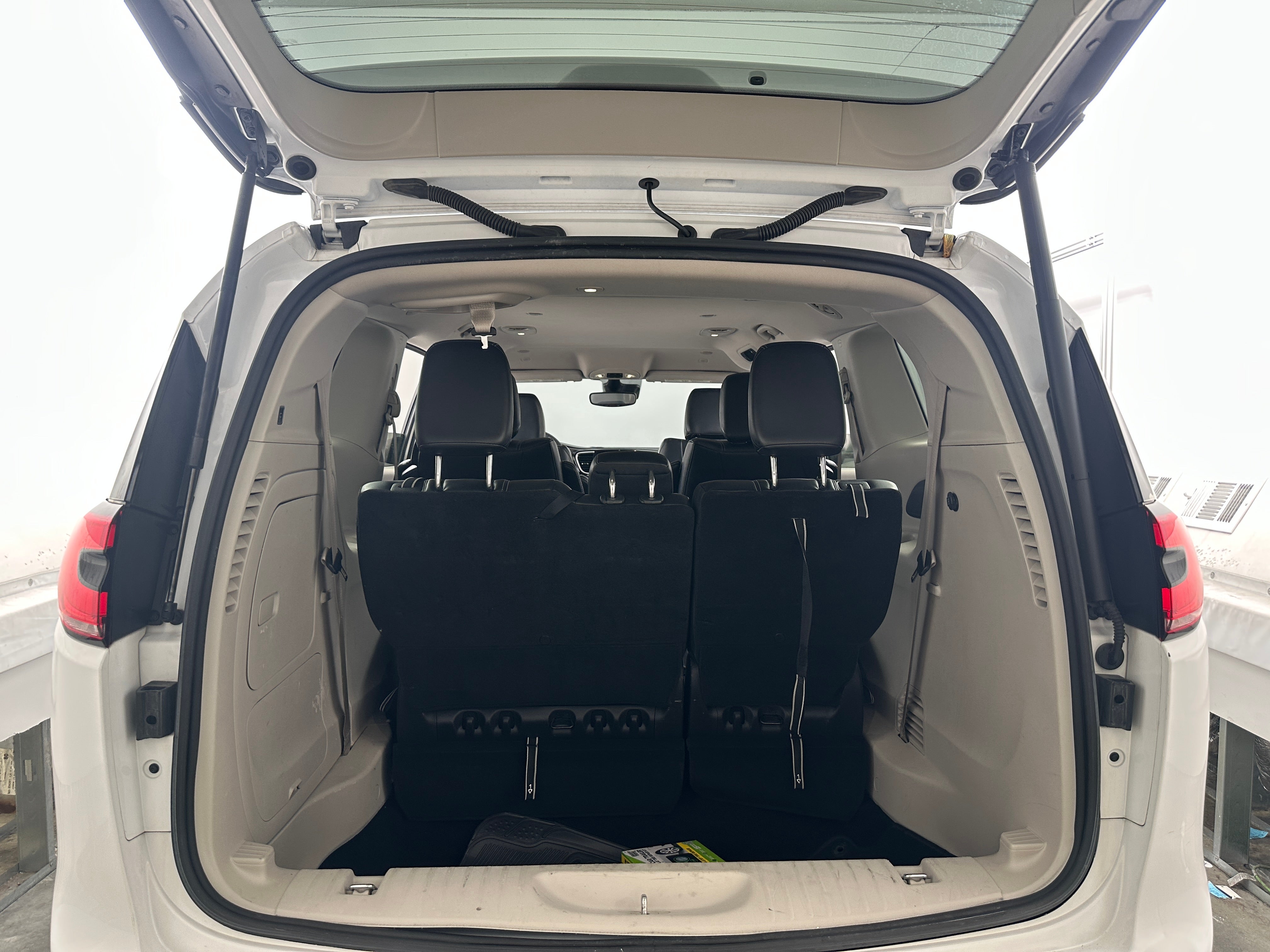 2024 Chrysler Pacifica PHEV