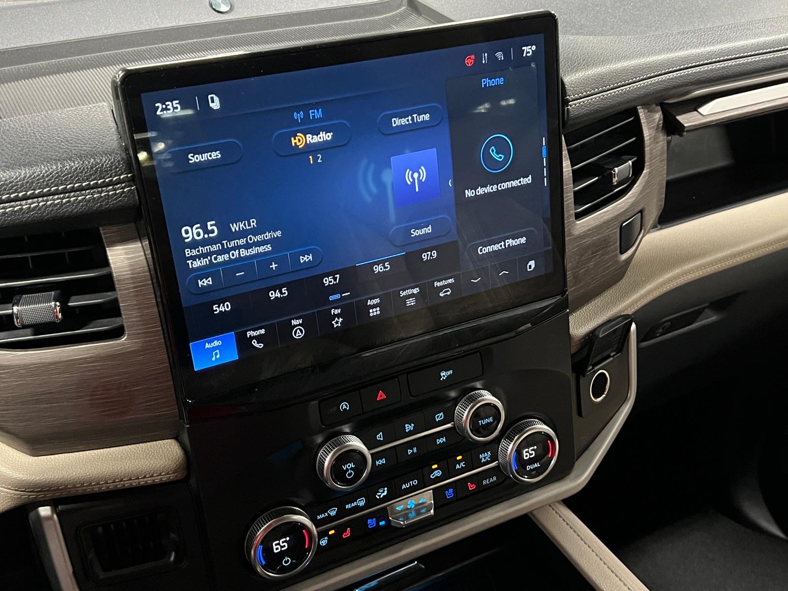 Thumbnail: 2024 Ford Expedition - 3
