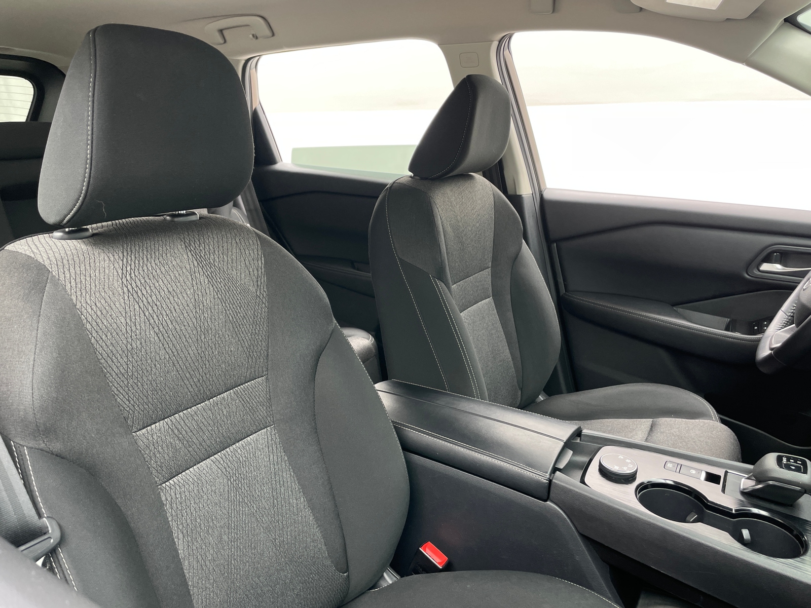 Thumbnail: 2025 Nissan Rogue - 2