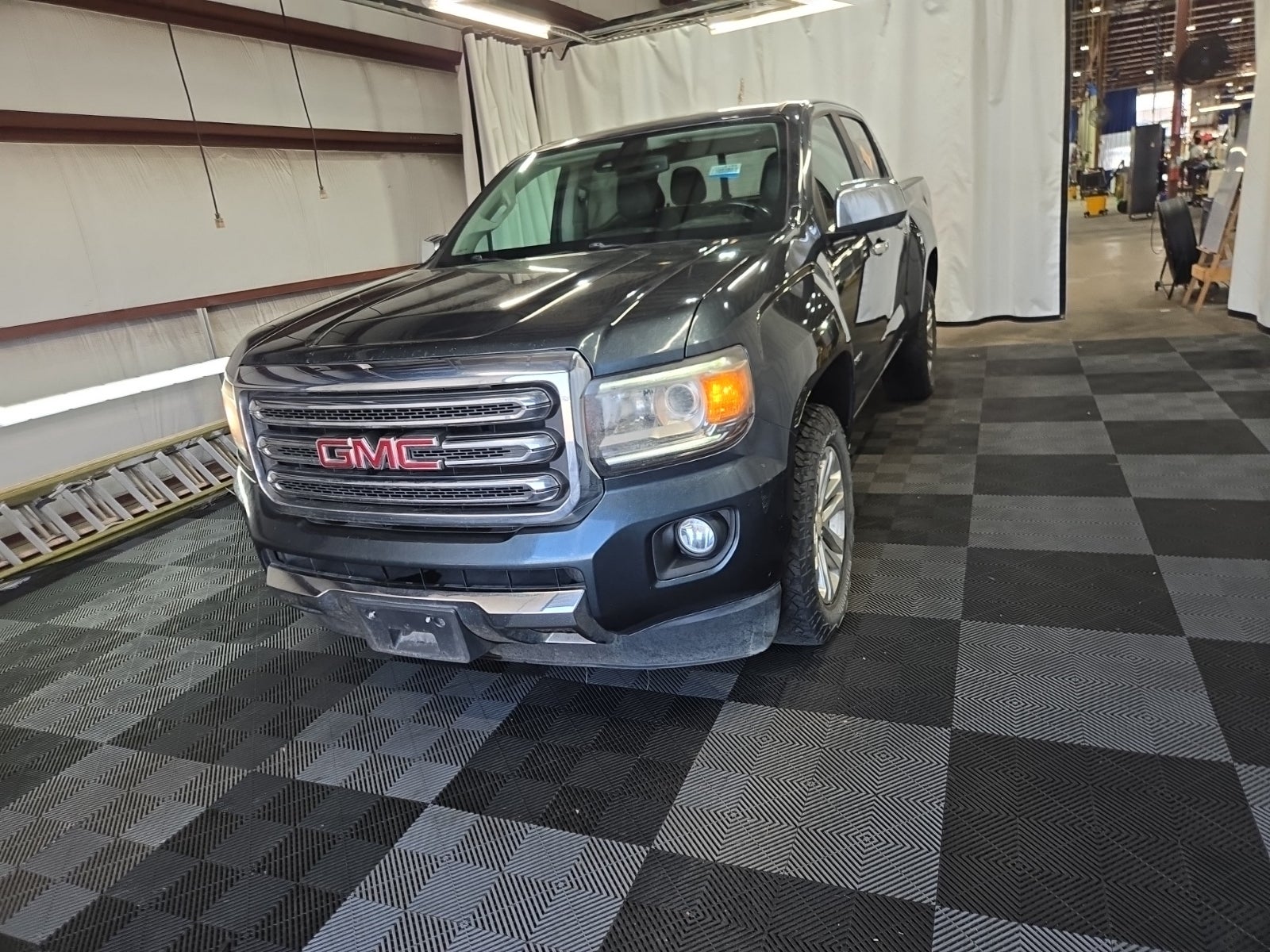 2017 GMC Canyon 2WD Crew Cab 128.3" SLT