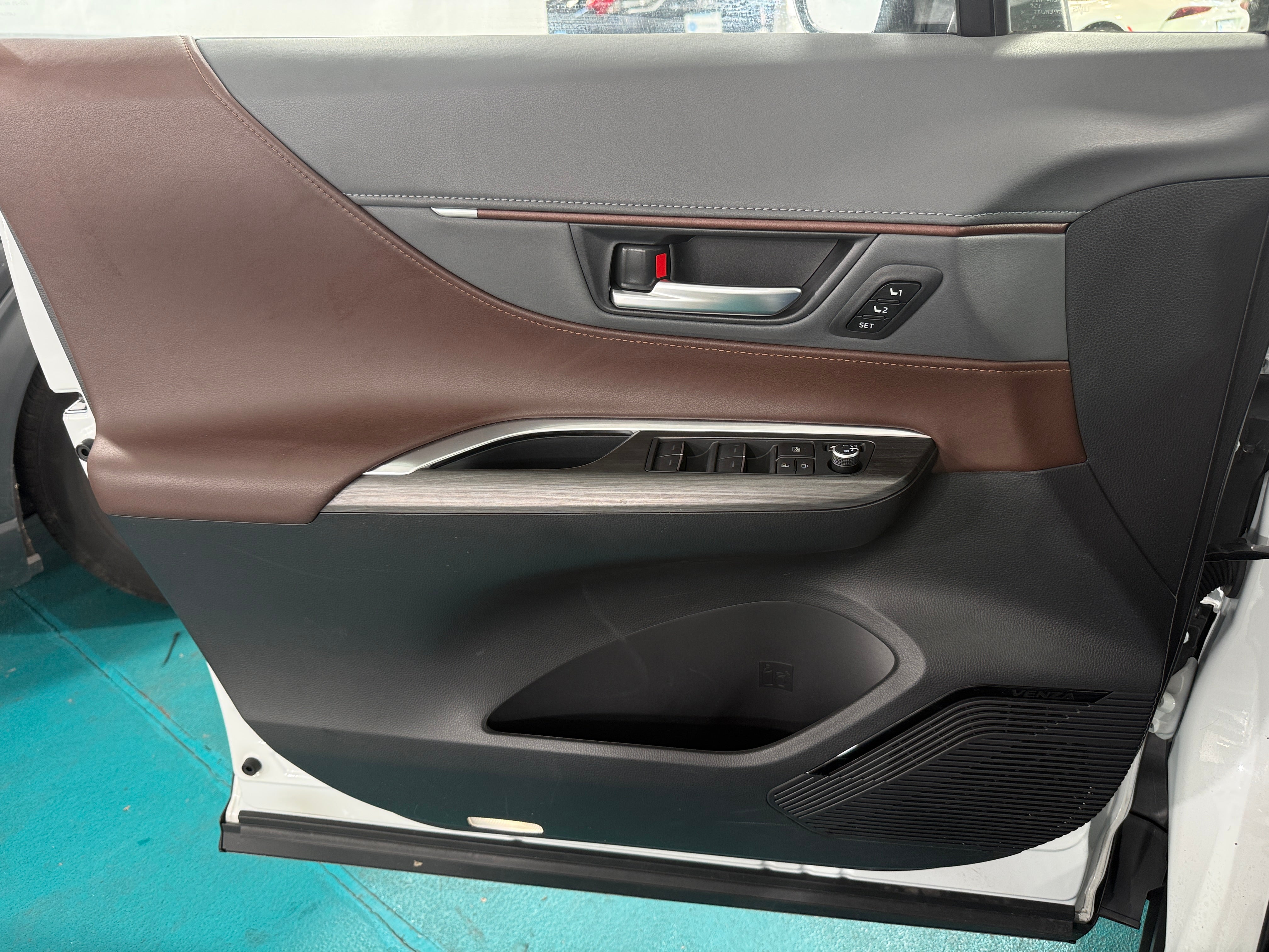 2023 Toyota Venza