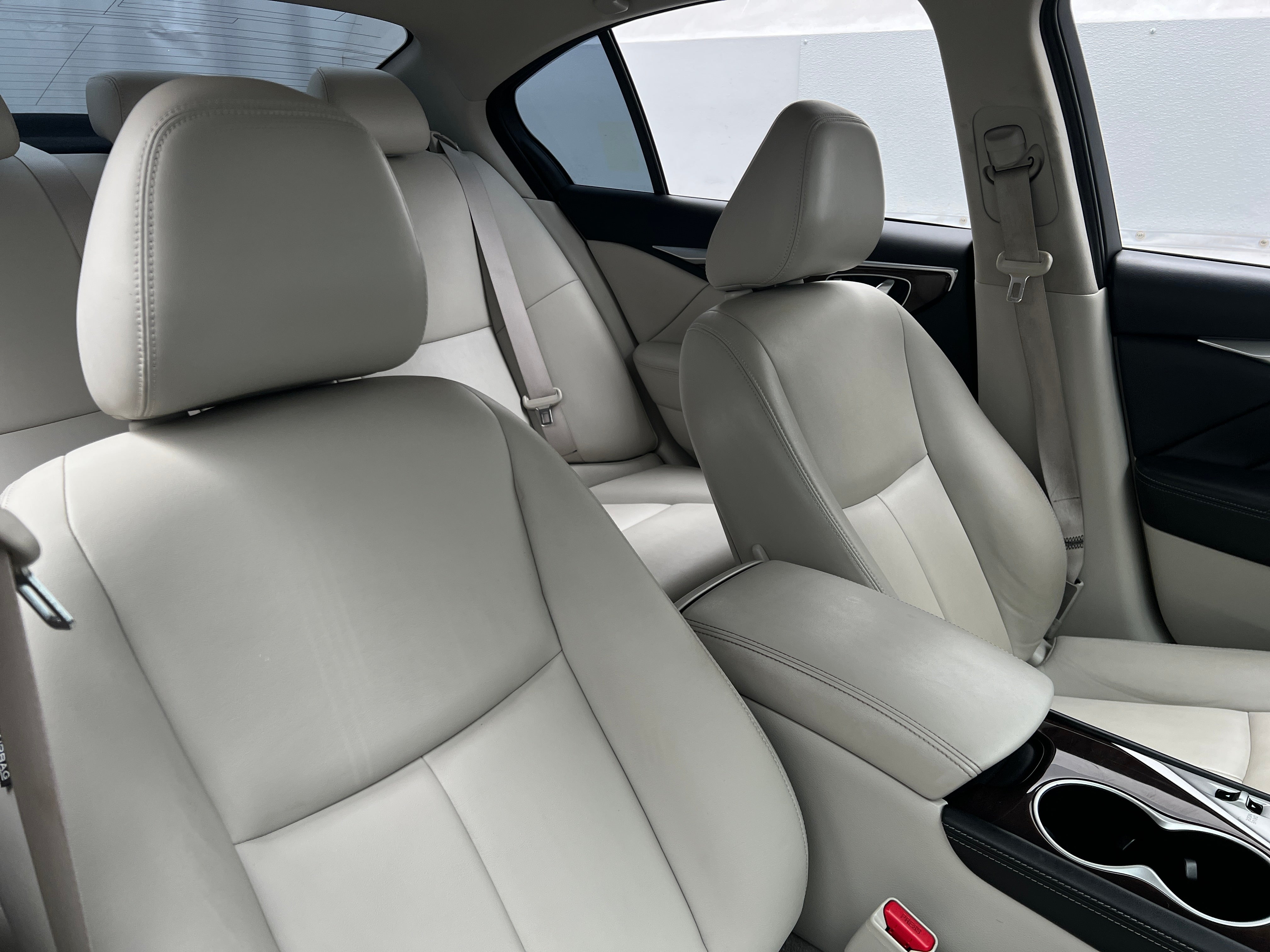 2018 INFINITI Q50 LUXE