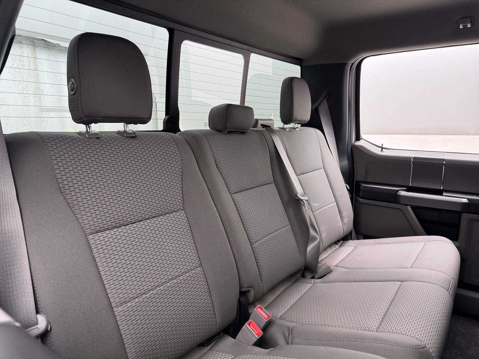 Thumbnail: 2019 Ford Econoline - 6
