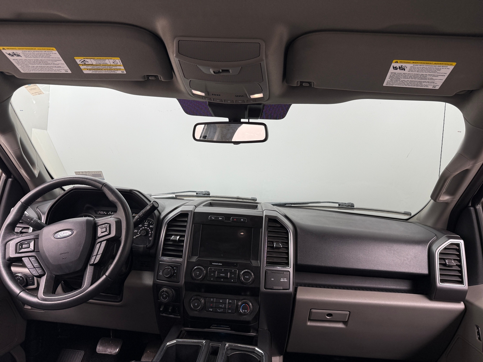 Thumbnail: 2019 Ford Econoline - 3