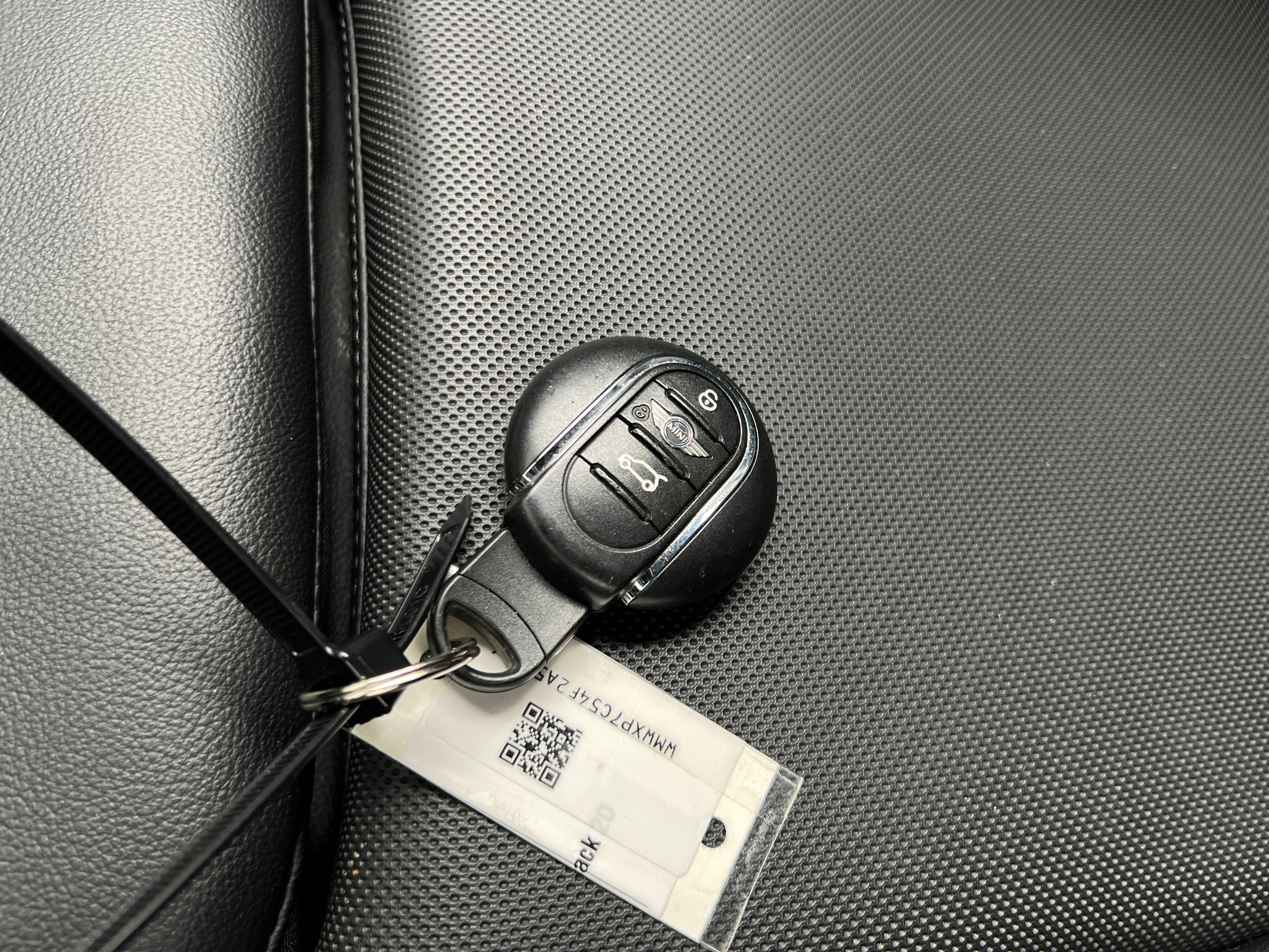 2015 MINI Cooper