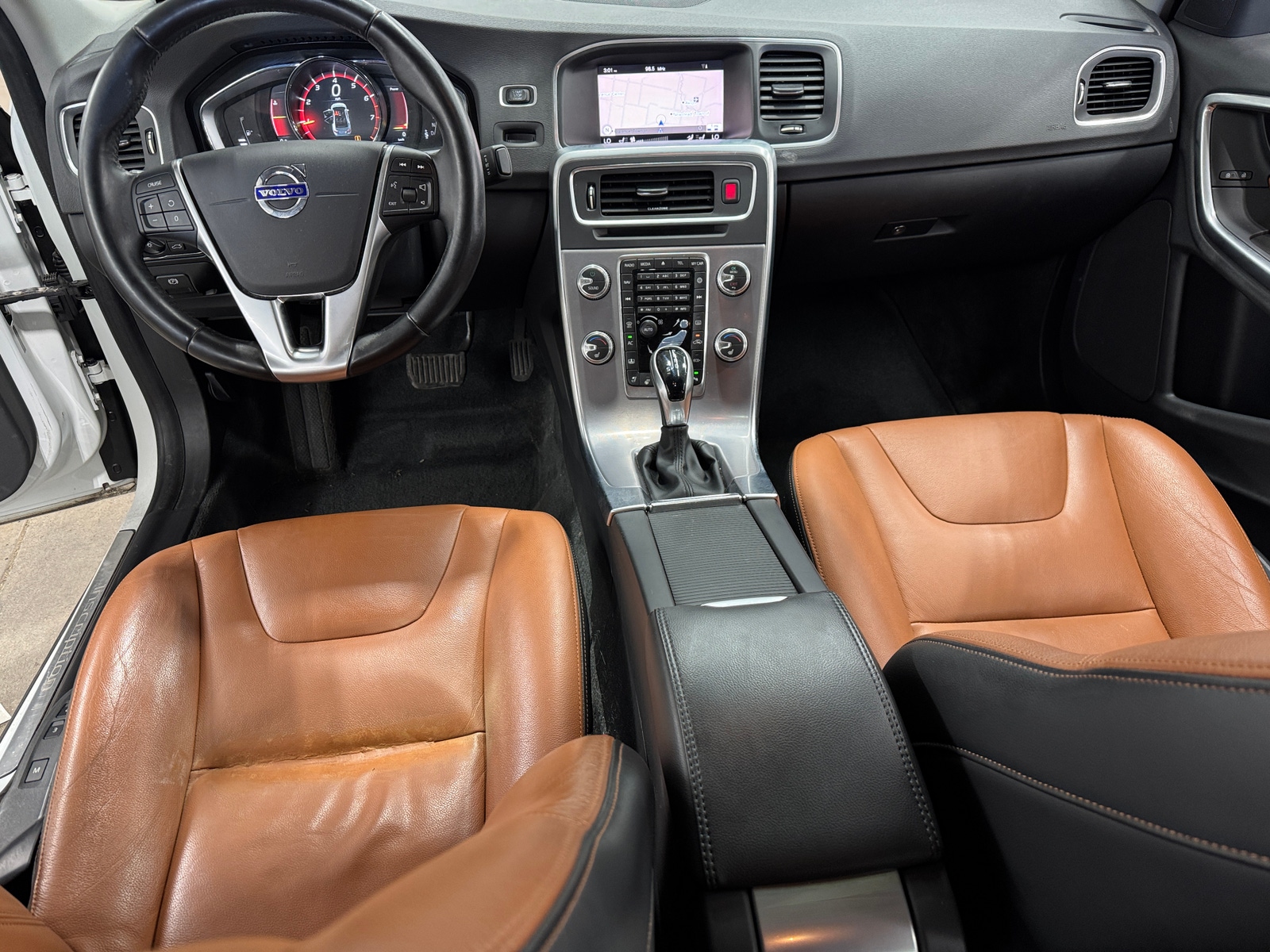 Thumbnail: 2018 Volvo S60 - 2