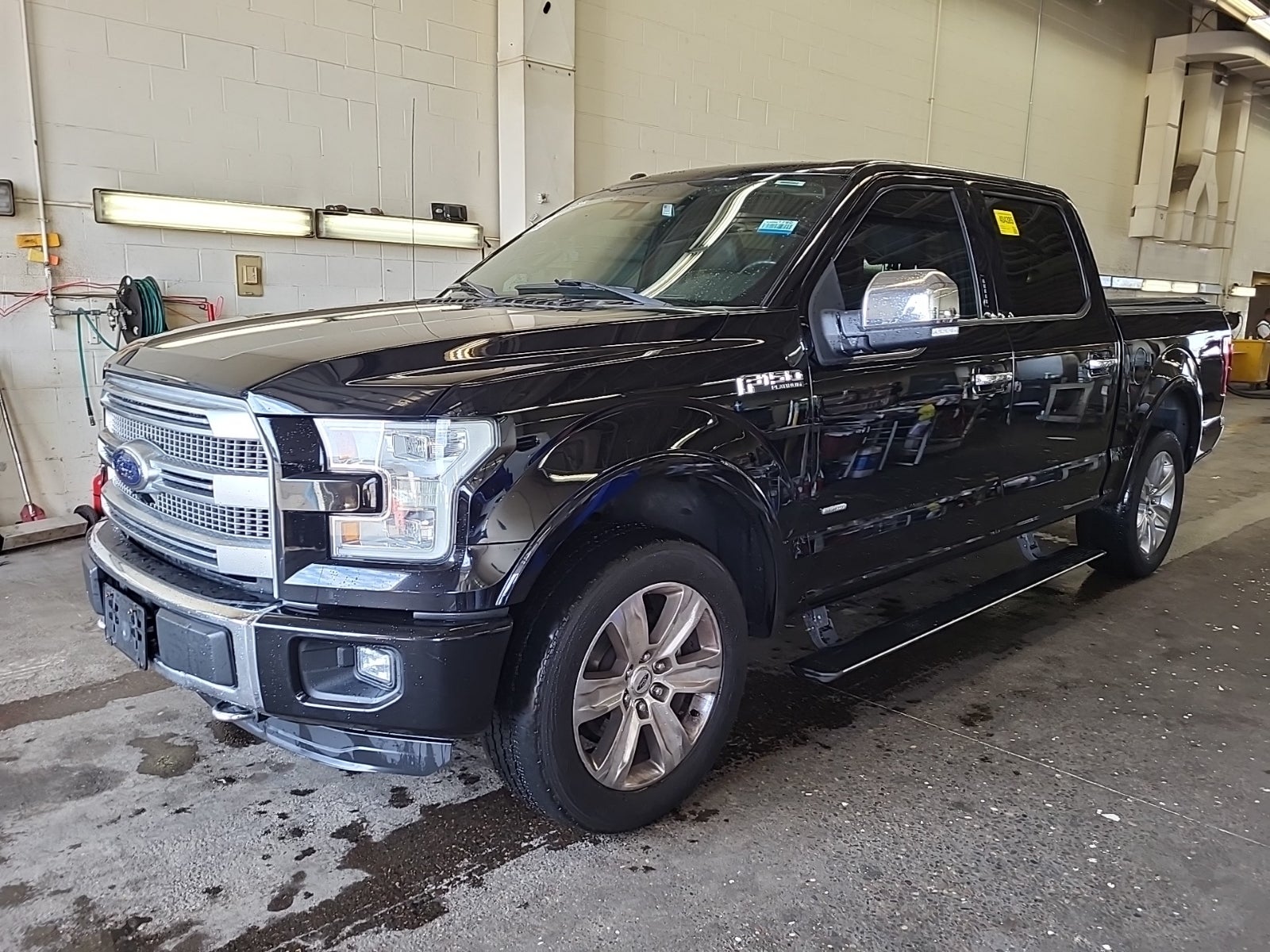 2016 Ford F-150 4WD Supercrew 145" Platinum