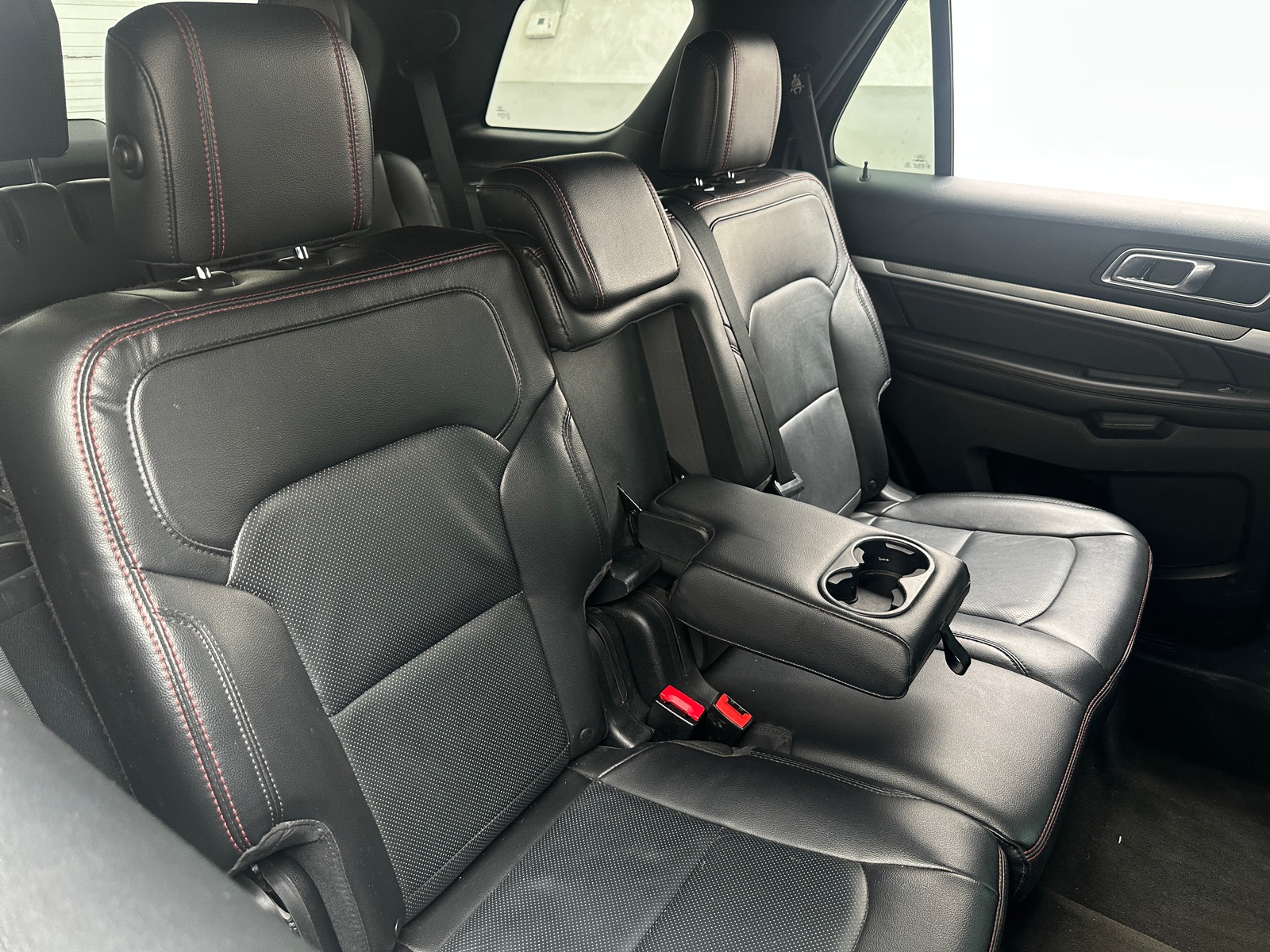 Thumbnail: 2017 Ford Explorer - 5