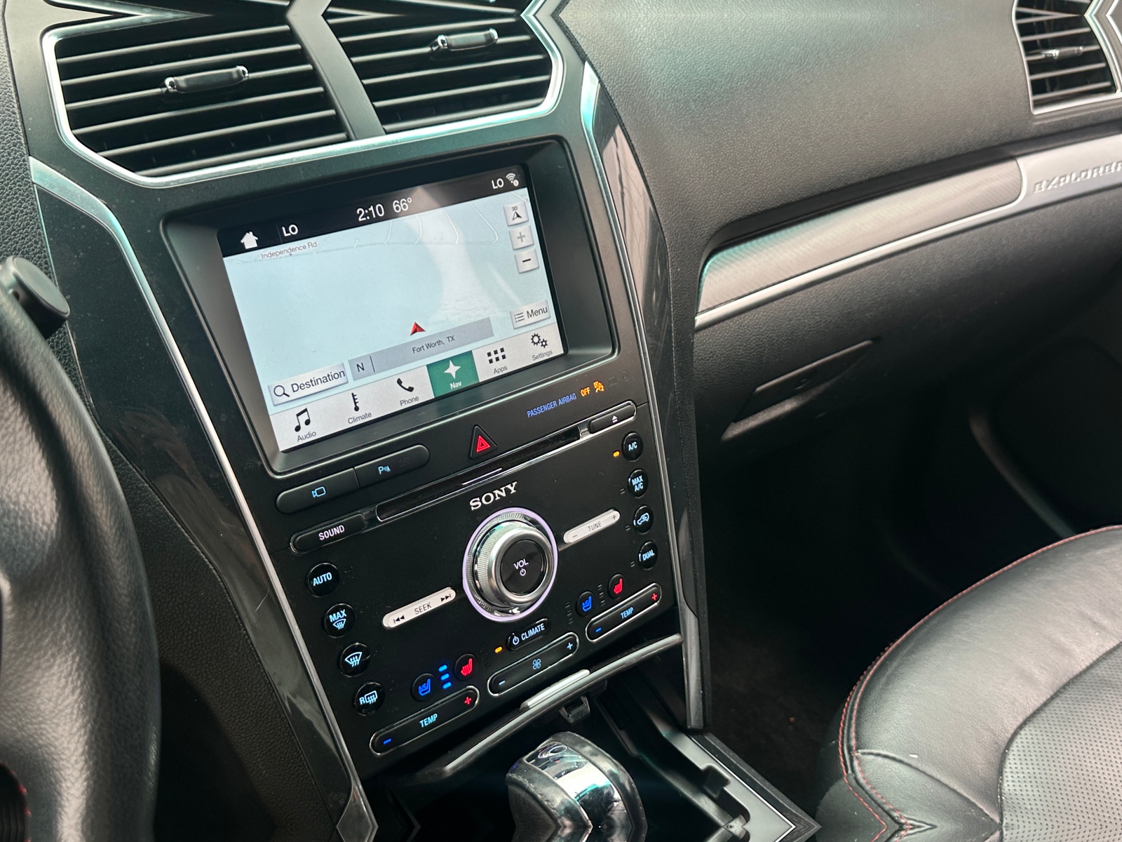 Thumbnail: 2017 Ford Explorer - 3
