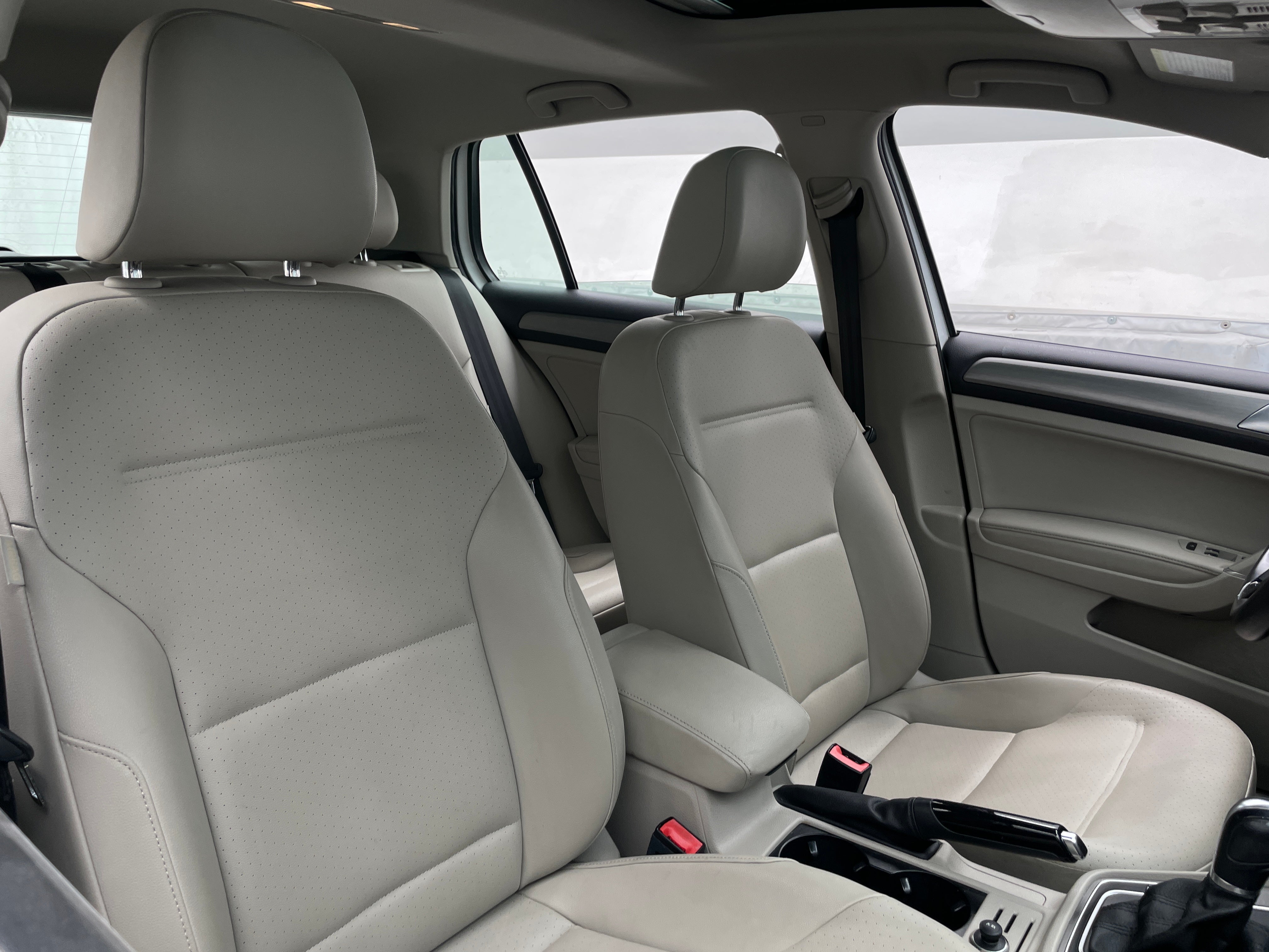 2015 Volkswagen Golf TSI S