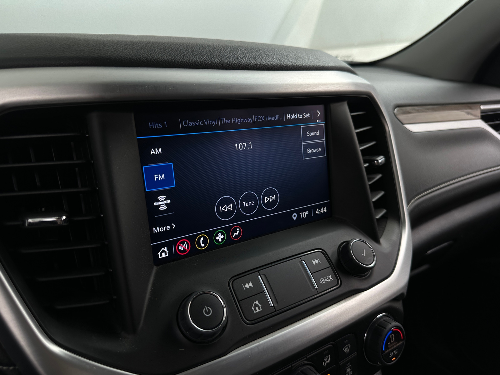 Thumbnail: 2022 GMC Acadia - 4