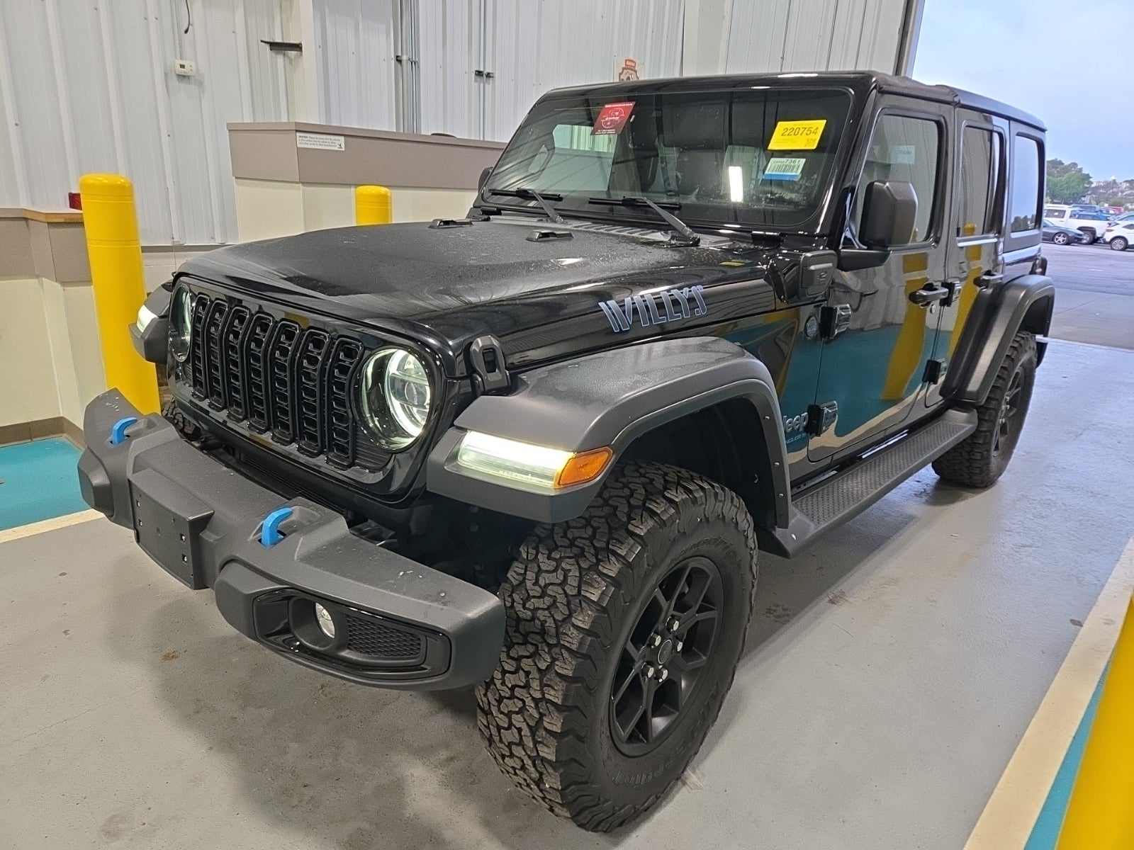 2024 Jeep Wrangler 4xe Willys