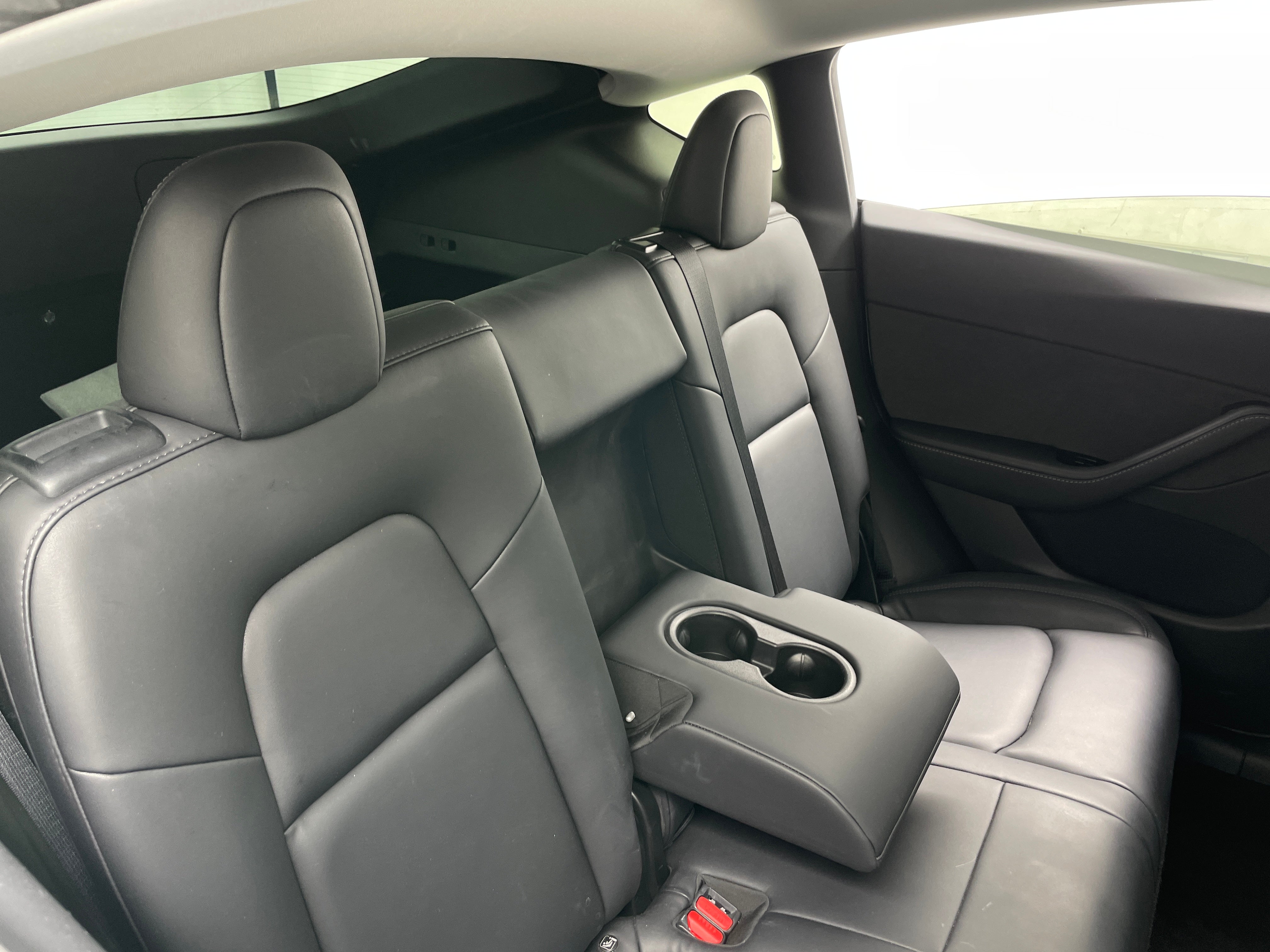 Used 2020 Tesla Model Y Long Range with VIN 5YJYGDEE2LF020413 for sale in Auburn, WA