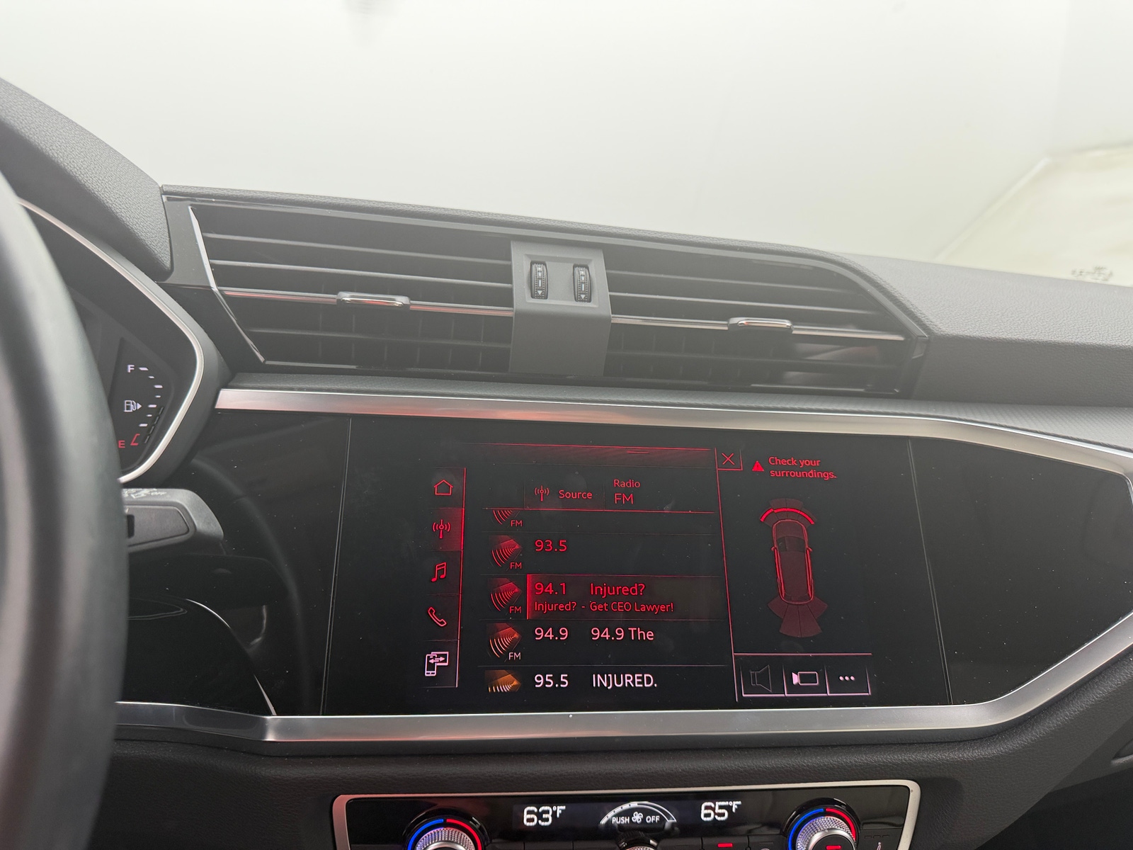 Thumbnail: 2020 Audi Q3 - 3